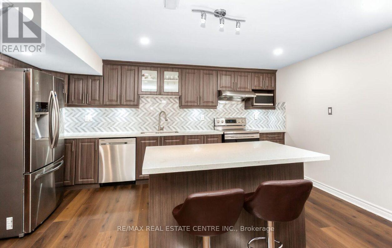 43 Donherb Crescent, Caledon, Ontario  L7C 1E4 - Photo 35 - W13078266