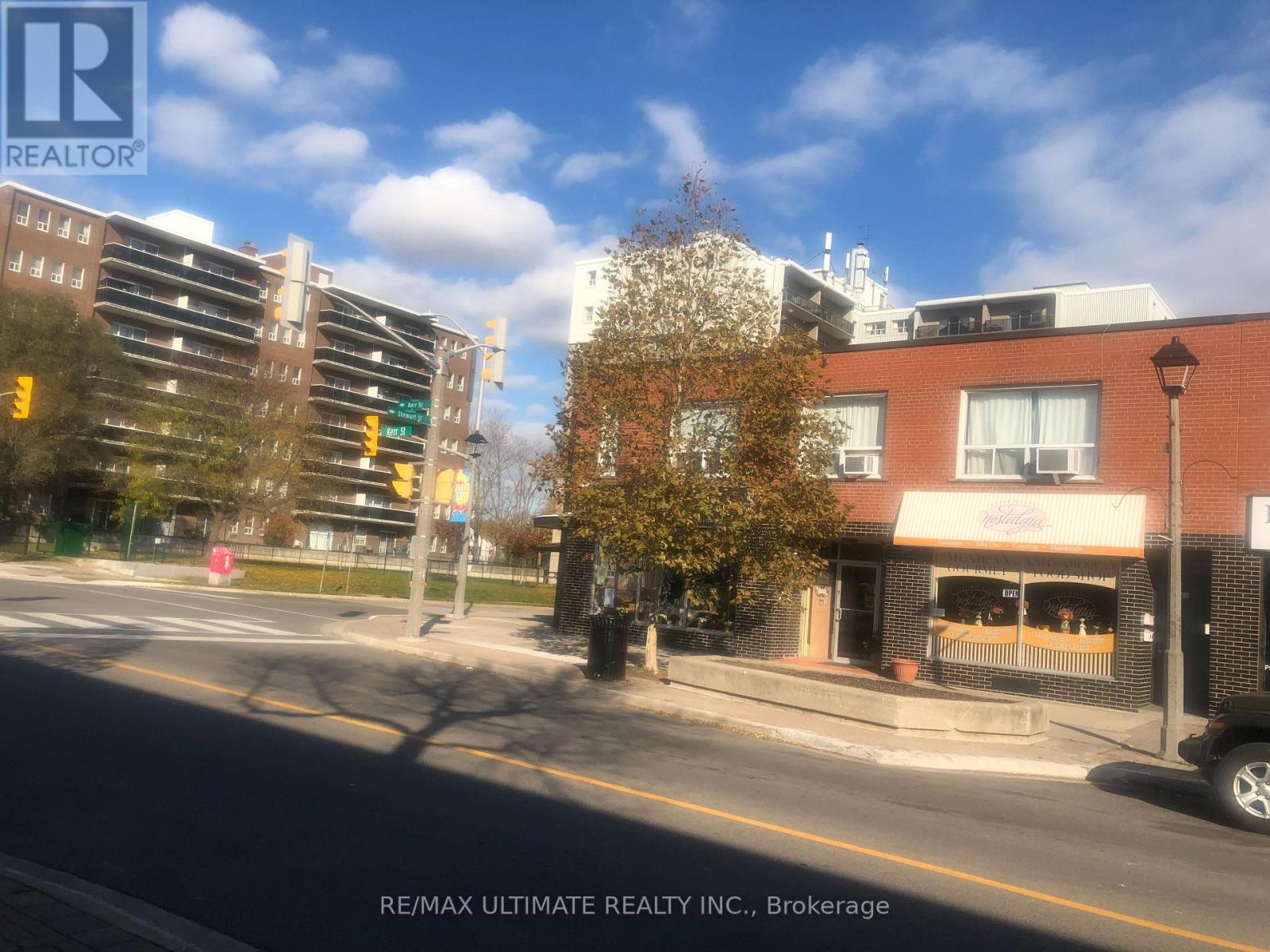 389-391 Kerr Street, Oakville, Ontario  L6K 3B9 - Photo 5 - W13078270
