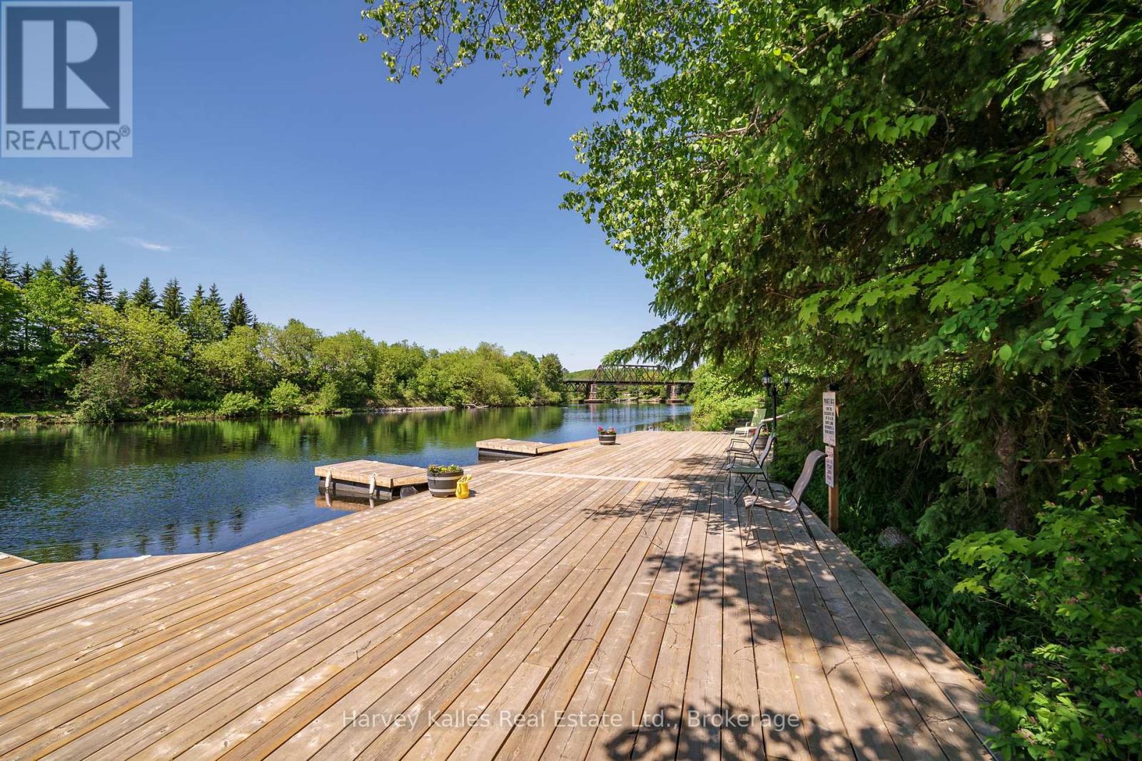 107 - 31 Dairy Lane, Huntsville, Ontario  P1H 2L7 - Photo 2 - X12955268