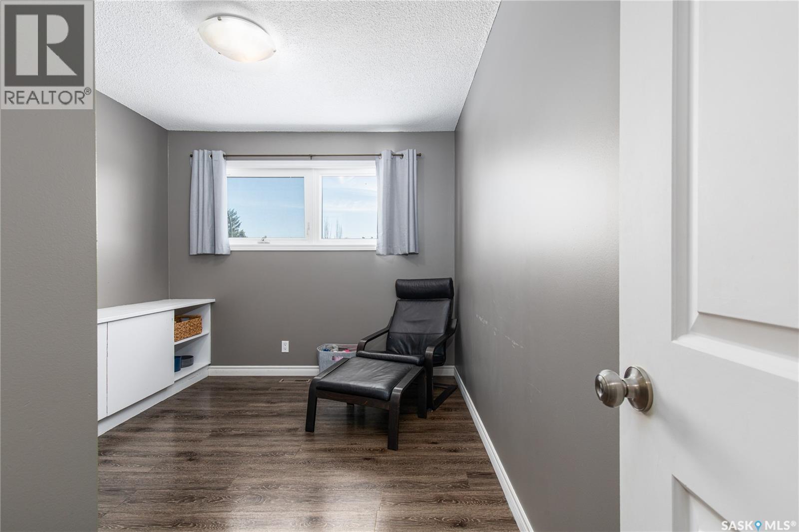 1267 Maybery Crescent, Moose Jaw, Saskatchewan  S6H 6X7 - Photo 24 - SK034761