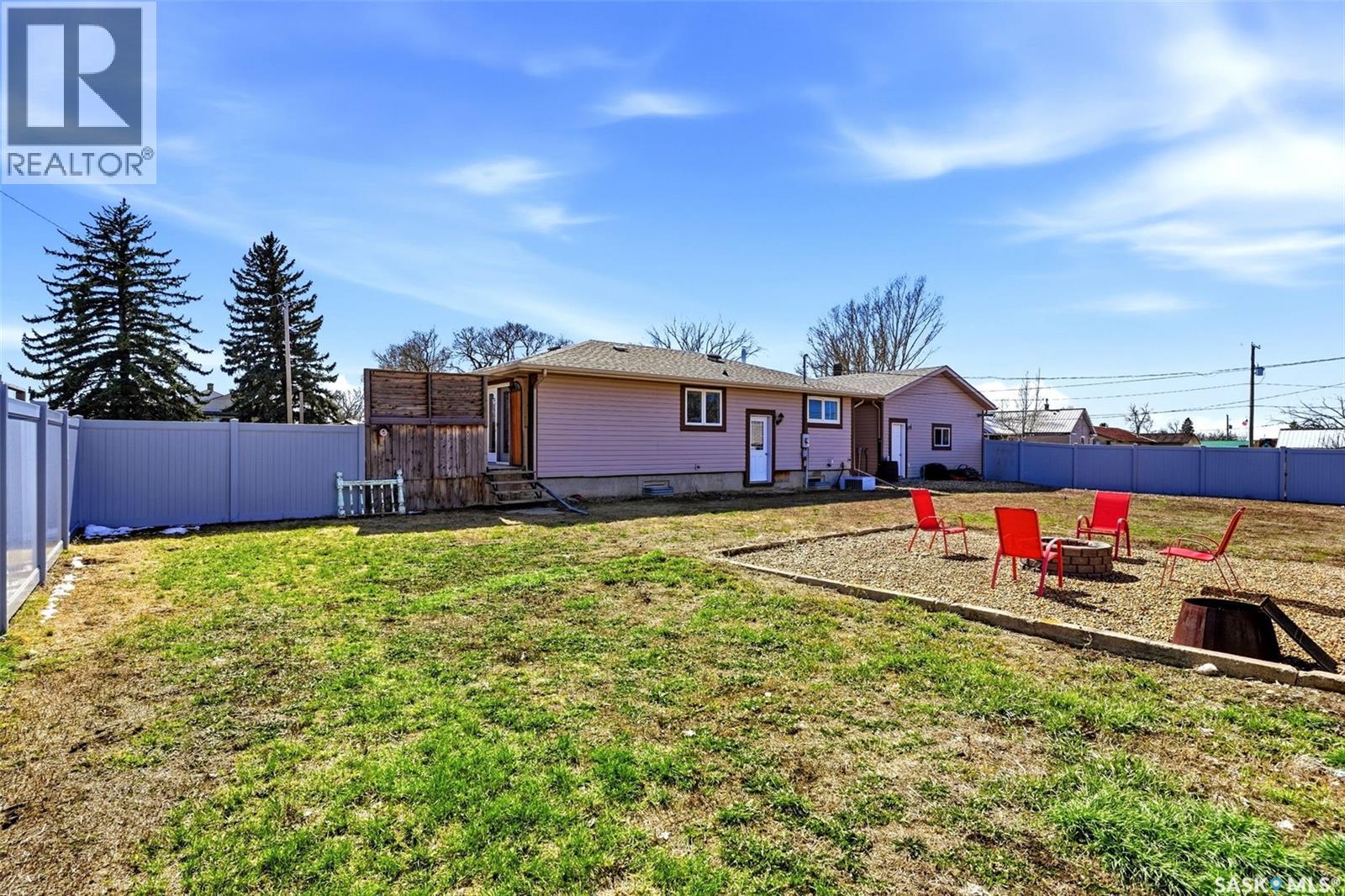 230 Prairie Avenue, Briercrest, Saskatchewan  S0H 0K0 - Photo 41 - SK034758