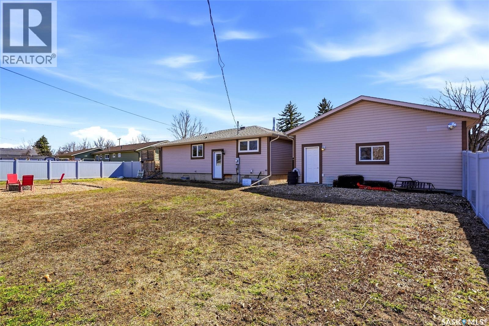 230 Prairie Avenue, Briercrest, Saskatchewan  S0H 0K0 - Photo 43 - SK034758