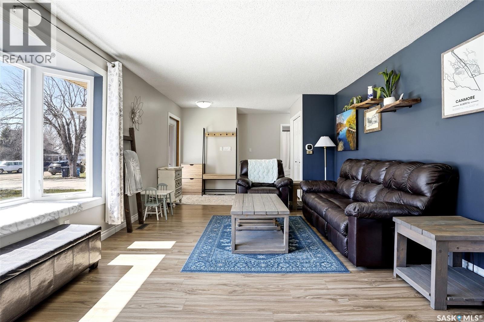 230 Prairie Avenue, Briercrest, Saskatchewan  S0H 0K0 - Photo 6 - SK034758