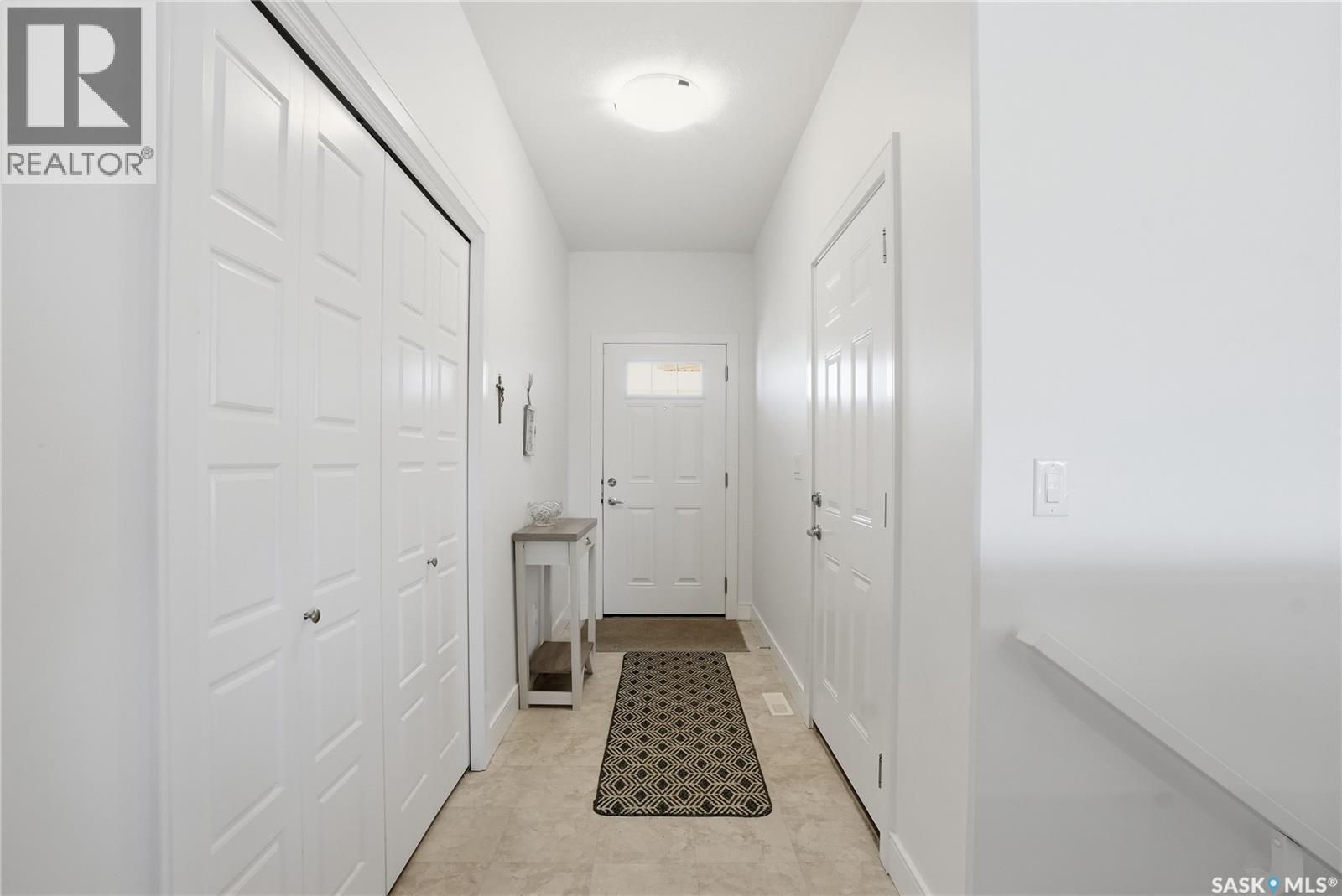 200 1200 Parr Hill Drive, Martensville, Saskatchewan  S0K 2T1 - Photo 4 - SK034757