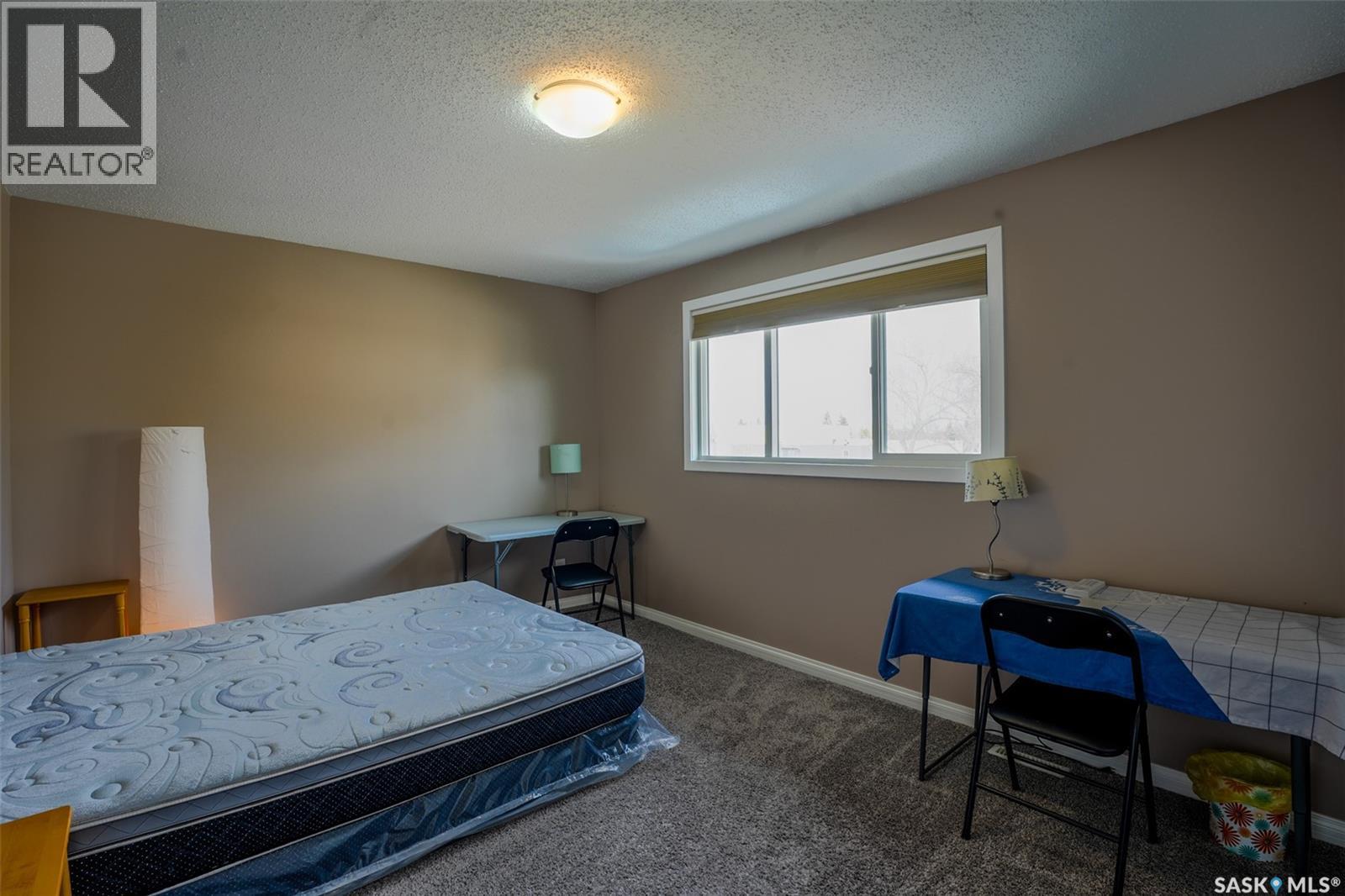 91 Mackenzie Way, Regina, Saskatchewan  S4N 5M8 - Photo 12 - SK034737