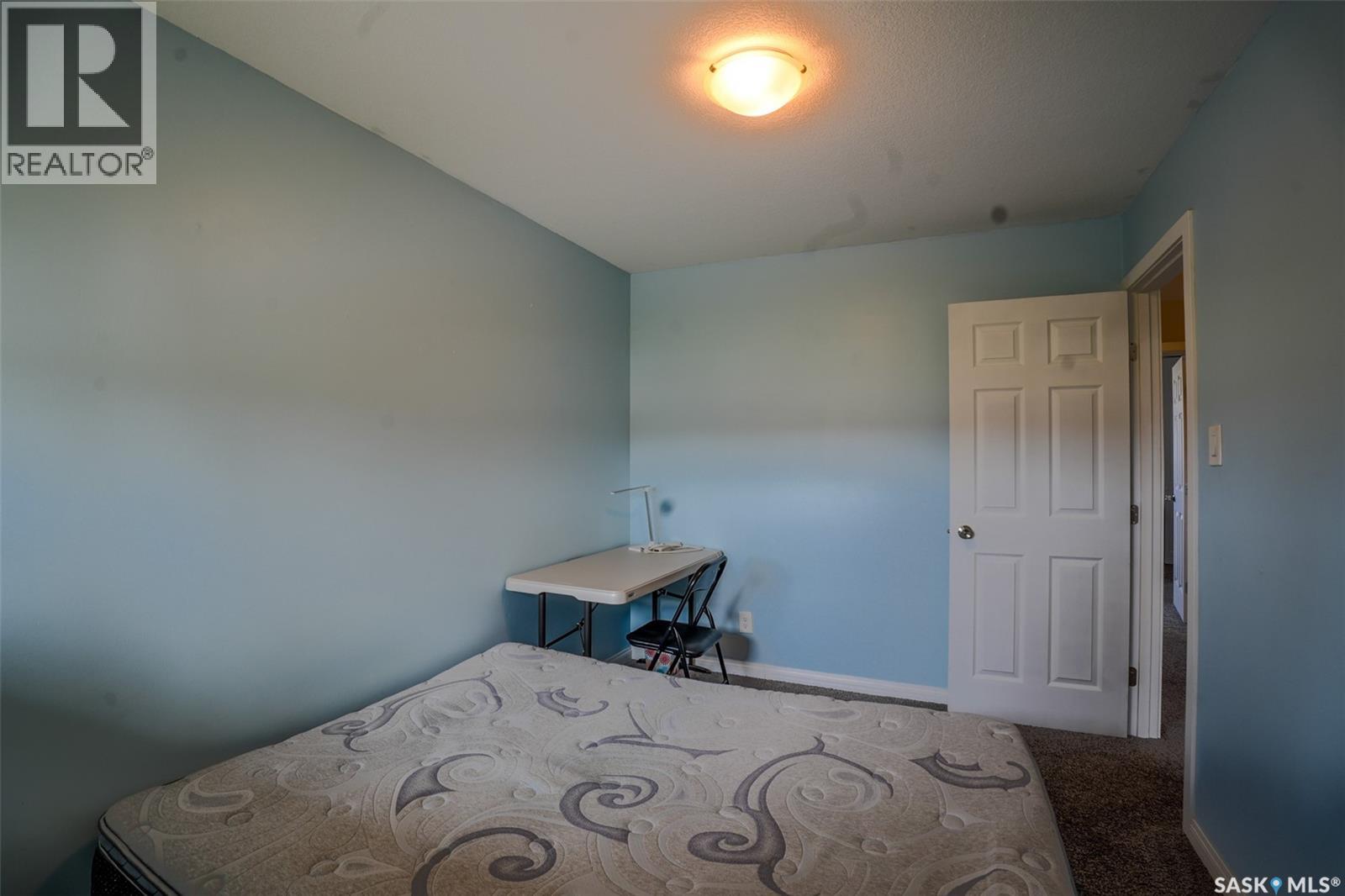 91 Mackenzie Way, Regina, Saskatchewan  S4N 5M8 - Photo 15 - SK034737