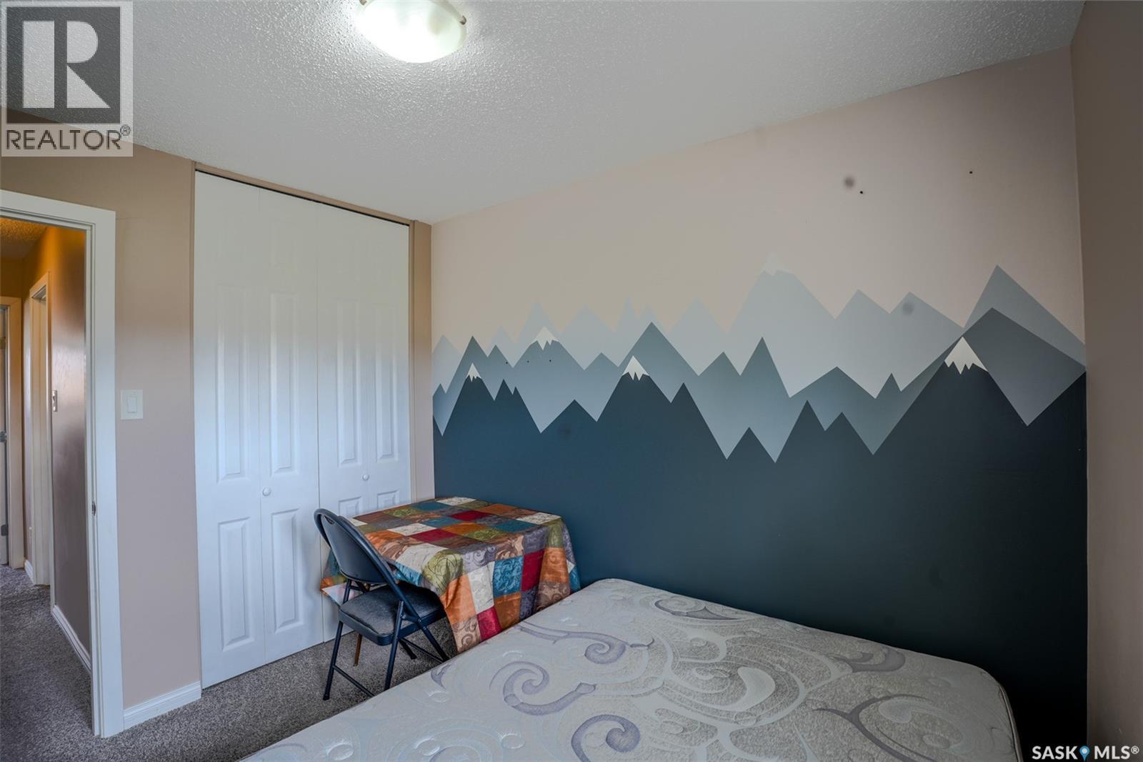 91 Mackenzie Way, Regina, Saskatchewan  S4N 5M8 - Photo 17 - SK034737