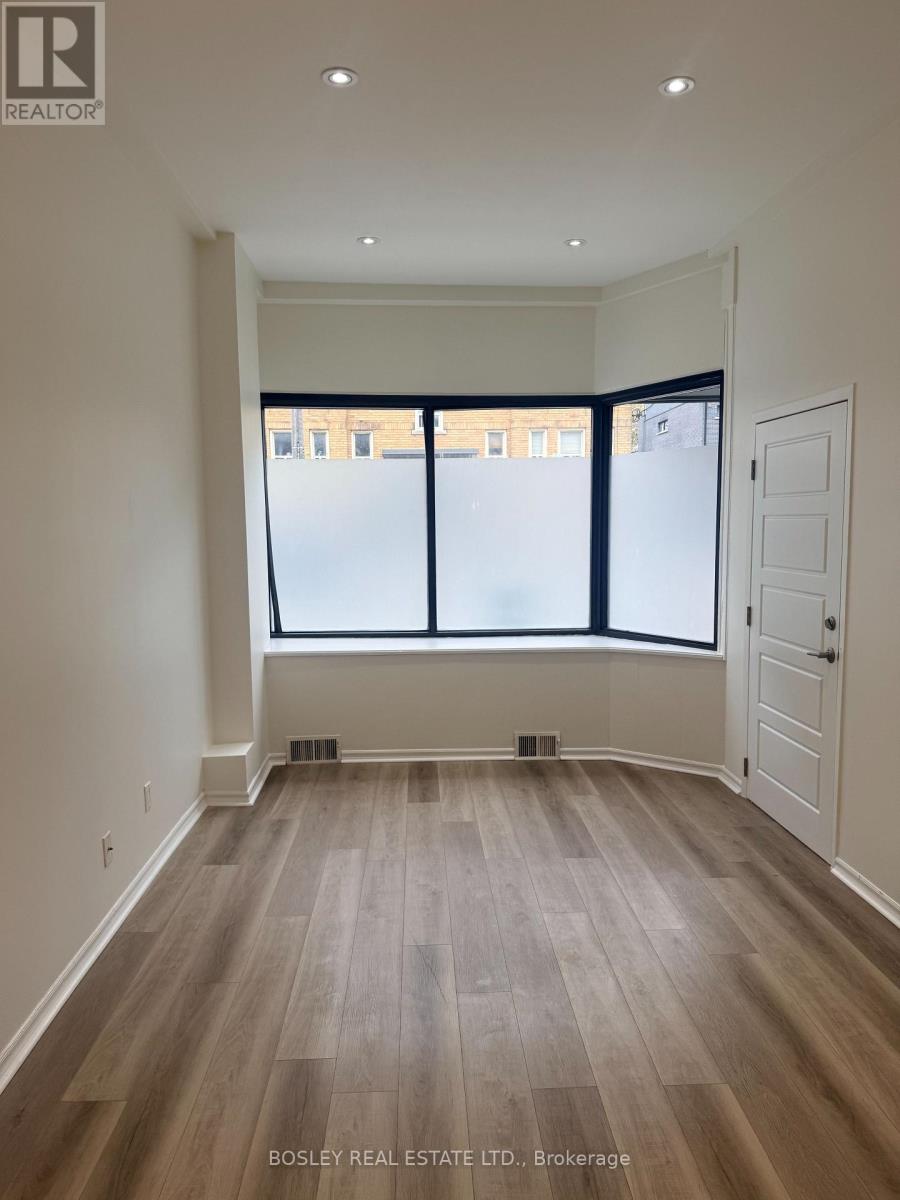1 - 866 Broadview Avenue, Toronto, Ontario  M4K 2R1 - Photo 2 - E13071774