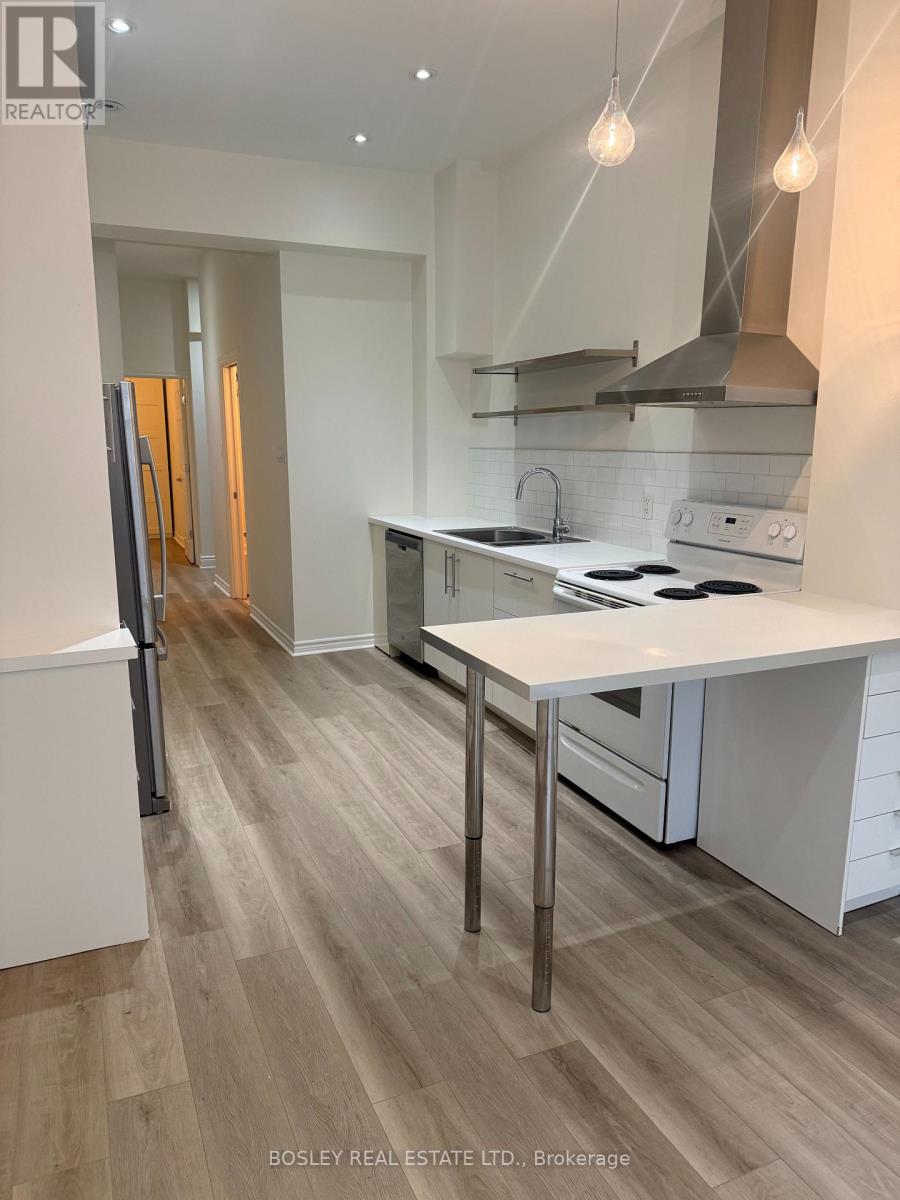 1 - 866 Broadview Avenue, Toronto, Ontario  M4K 2R1 - Photo 4 - E13071774