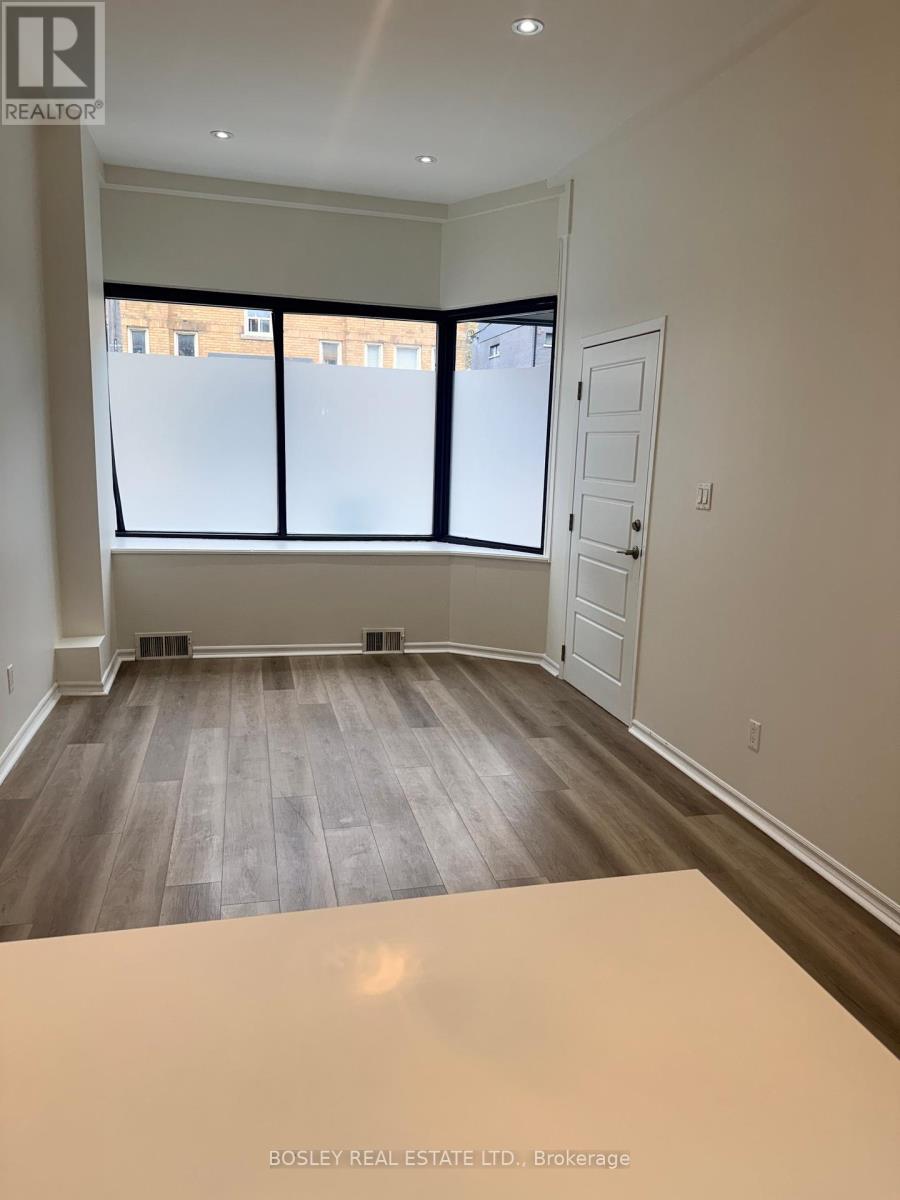 1 - 866 Broadview Avenue, Toronto, Ontario  M4K 2R1 - Photo 3 - E13071774