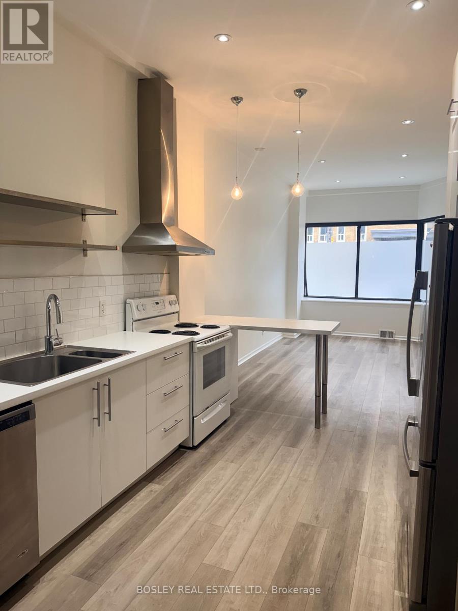 1 - 866 Broadview Avenue, Toronto, Ontario  M4K 2R1 - Photo 5 - E13071774