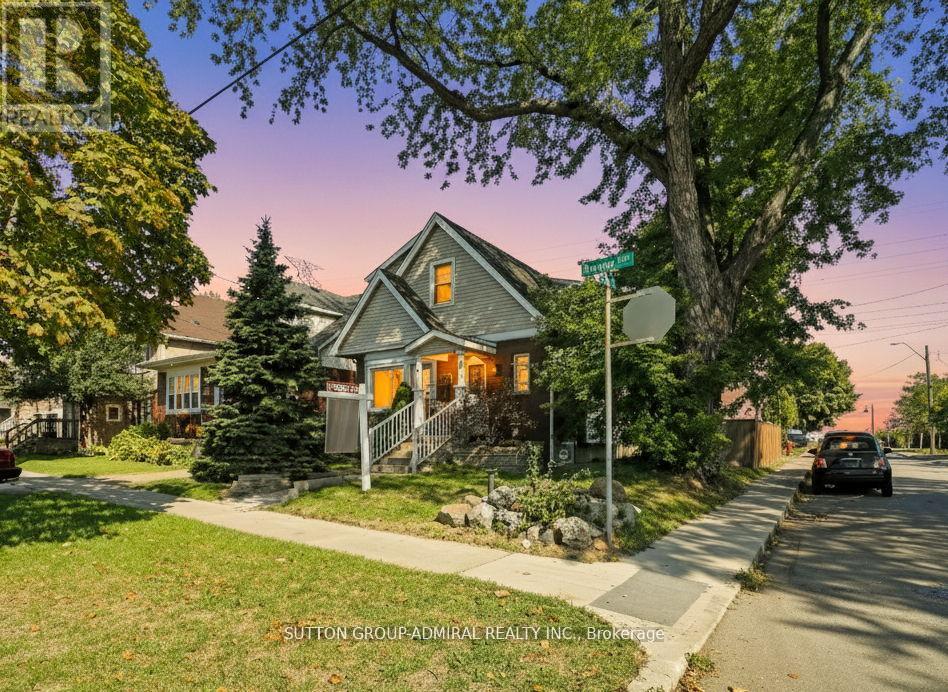 365 Beach Boulevard, Hamilton, Ontario  L8H 6W6 - Photo 1 - X13078122