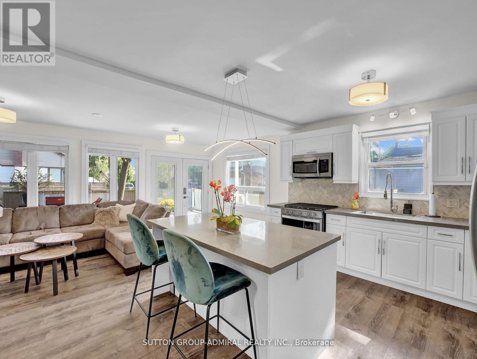 365 Beach Boulevard, Hamilton, Ontario  L8H 6W6 - Photo 4 - X13078122