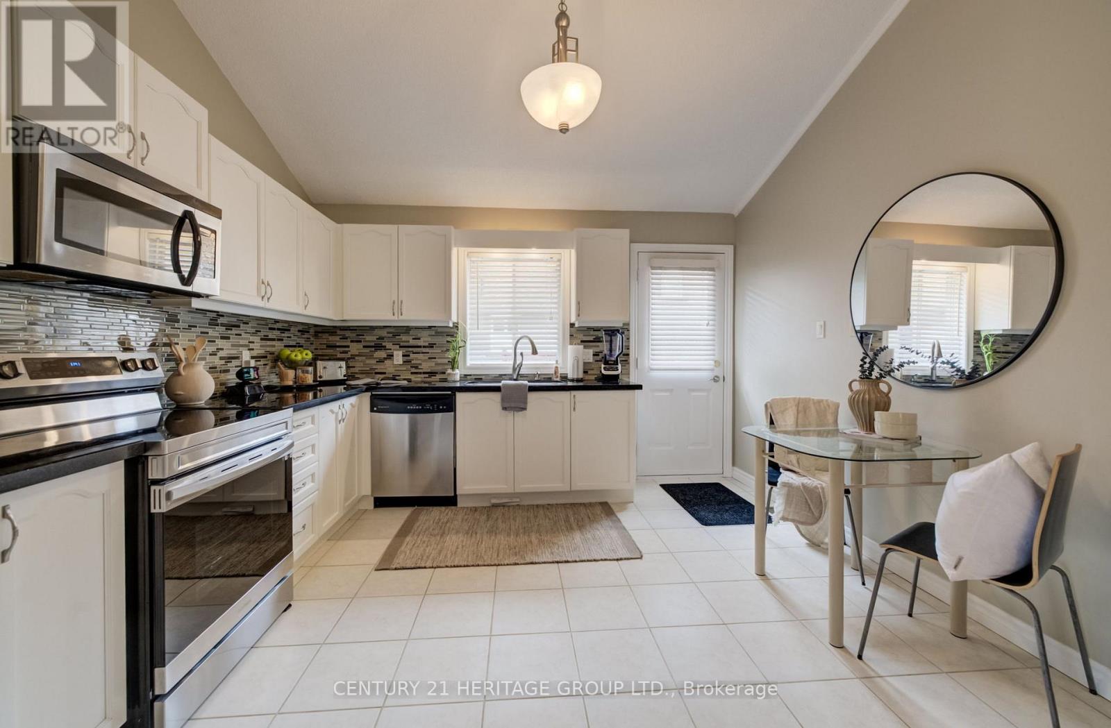546 Jerseyville Road W, Hamilton, Ontario  L9G 3L5 - Photo 13 - X13078236