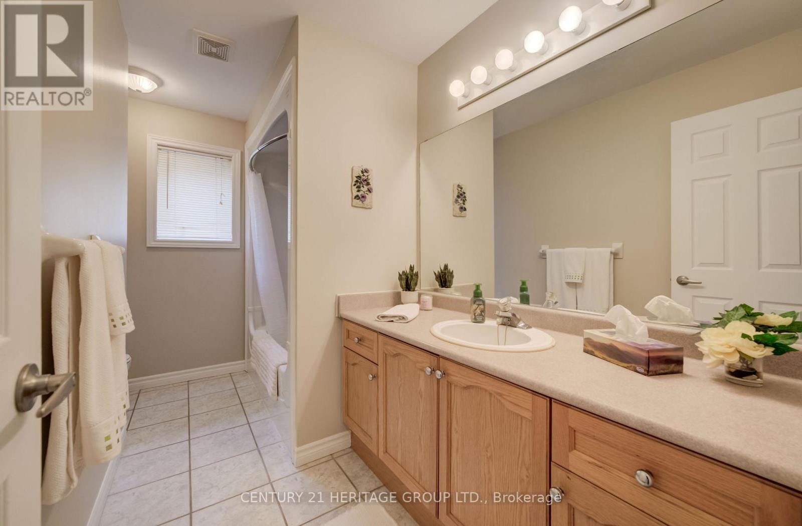 546 Jerseyville Road W, Hamilton, Ontario  L9G 3L5 - Photo 25 - X13078236