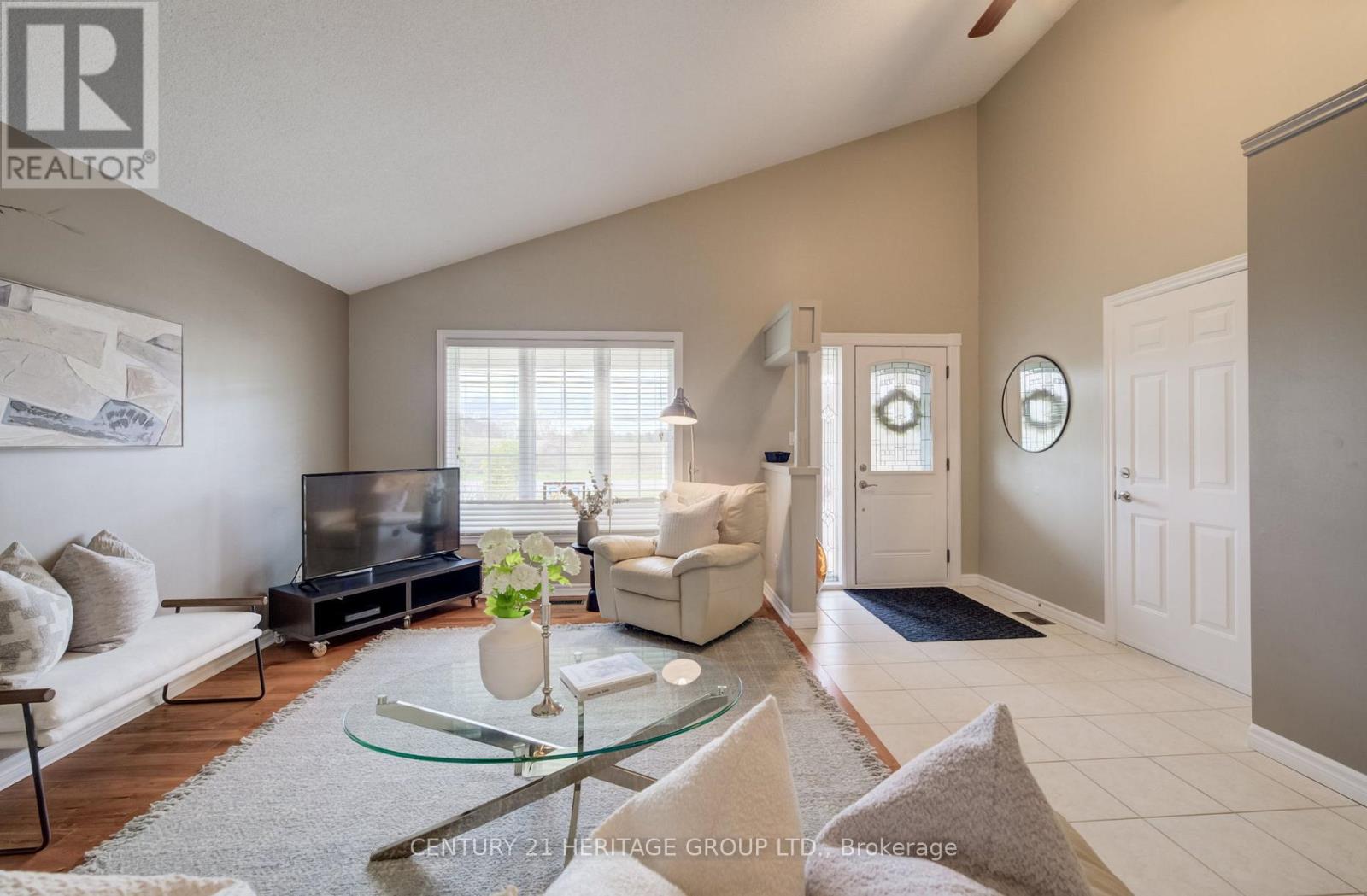 546 Jerseyville Road W, Hamilton, Ontario  L9G 3L5 - Photo 3 - X13078236