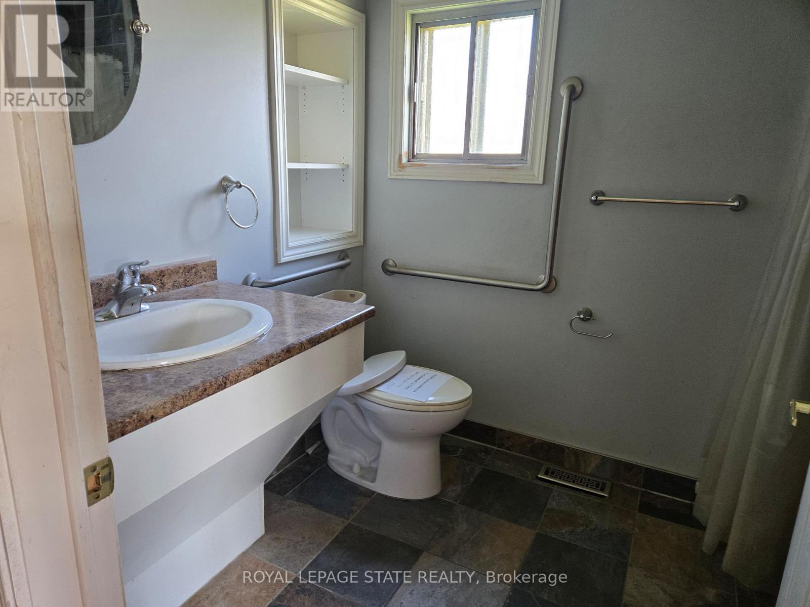 19 Benson Avenue, Hamilton, Ontario  L8H 3M8 - Photo 11 - X13078246