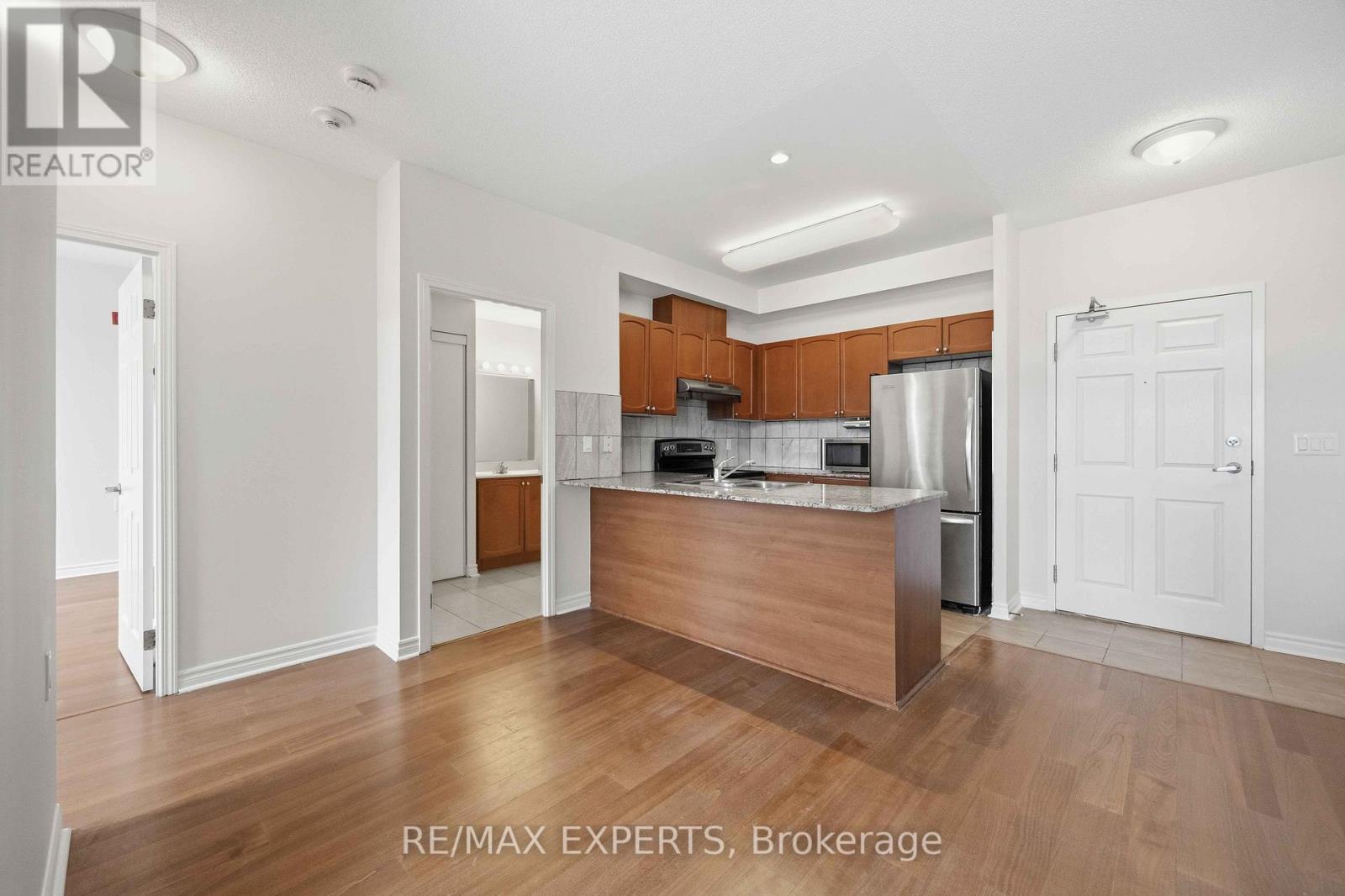 207 - 15450 Yonge Street S, Aurora, Ontario  L4G 0K1 - Photo 8 - N13061710