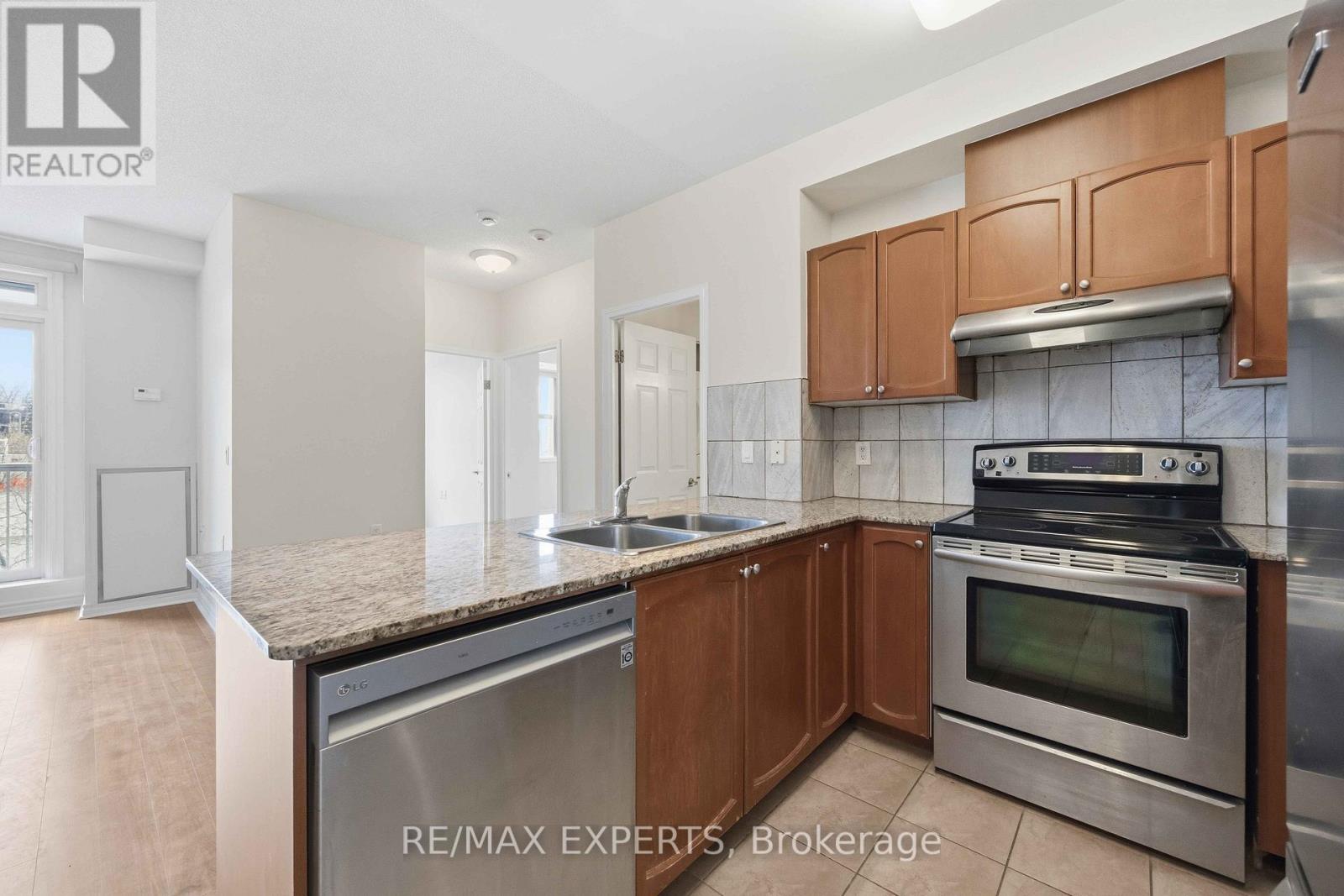 207 - 15450 Yonge Street S, Aurora, Ontario  L4G 0K1 - Photo 10 - N13061710