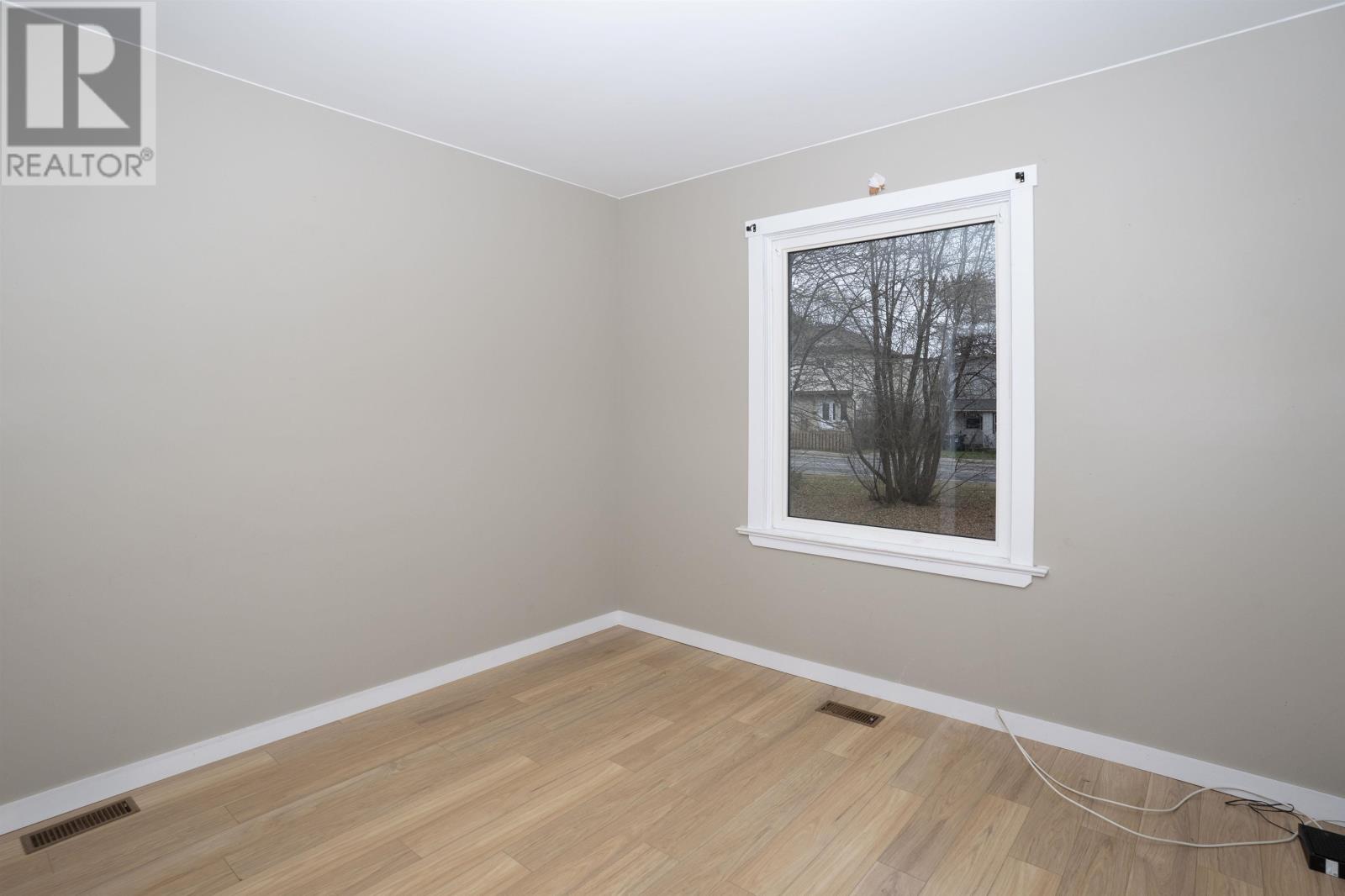447 Vickers St N, Thunder Bay, Ontario  P7C 4B4 - Photo 8 - TB2600365