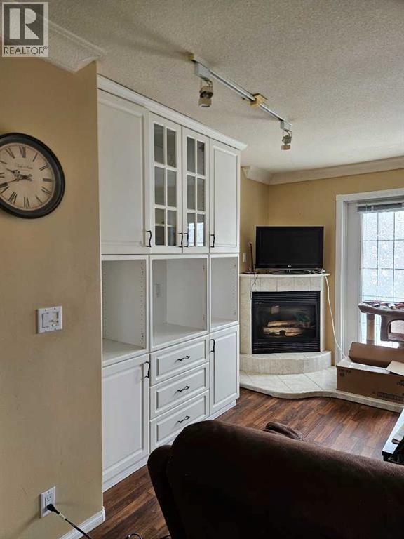 204, 5519 Kerry Wood Drive, red deer, Alberta