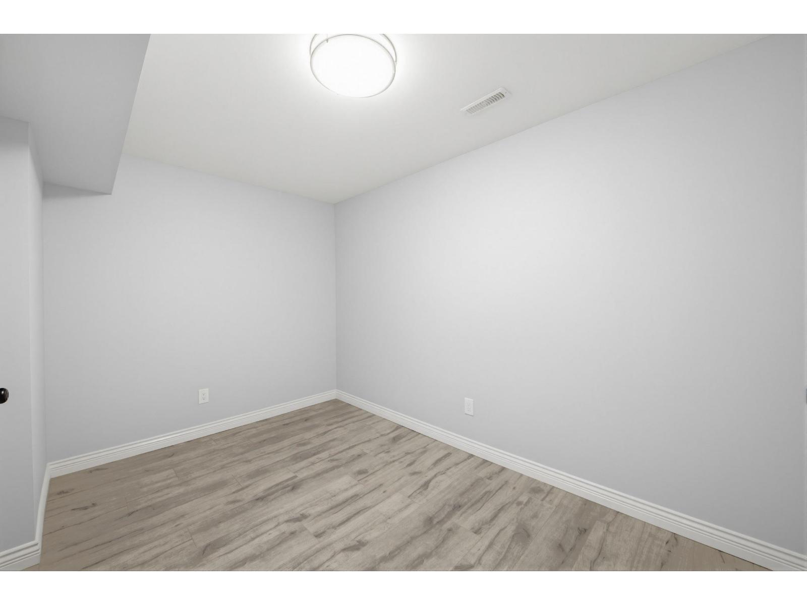 7260 196 Street, Langley, British Columbia  V2Y 3C3 - Photo 35 - R3118781
