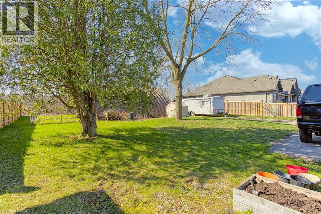 61 Cedar Street, Paris, Ontario  N3L 0A1 - Photo 15 - 40824132