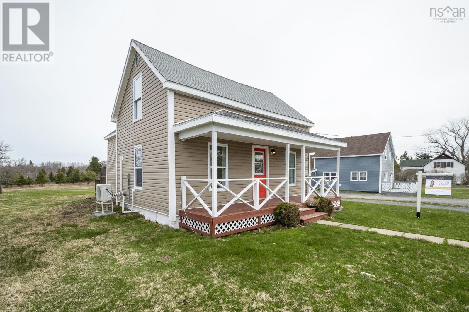 2172 North Street, Westville, Nova Scotia  B0K 2A0 - Photo 2 - 202609546