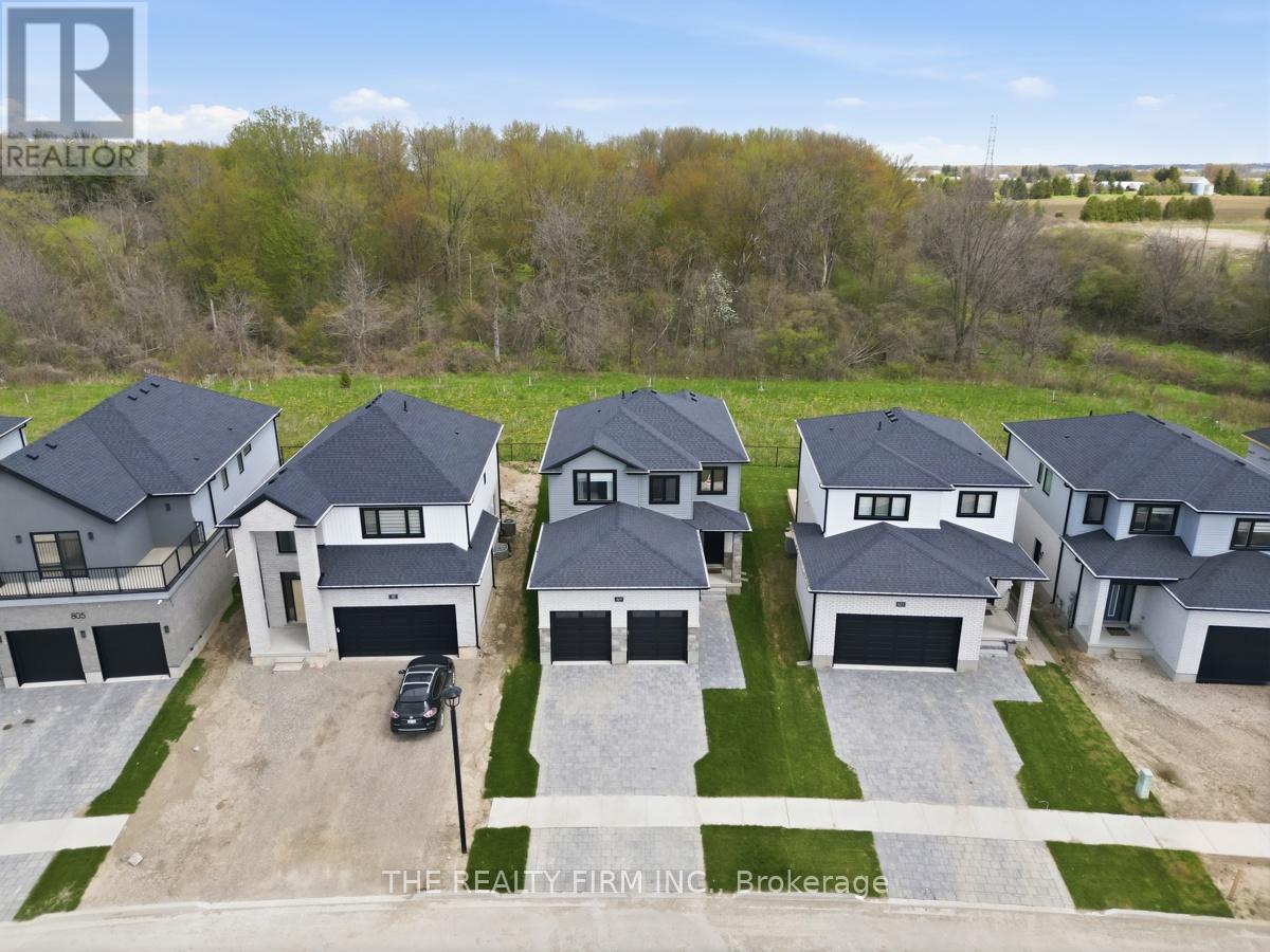 819 Gatestone Road, London South, Ontario  N6M 0L6 - Photo 2 - X13078376