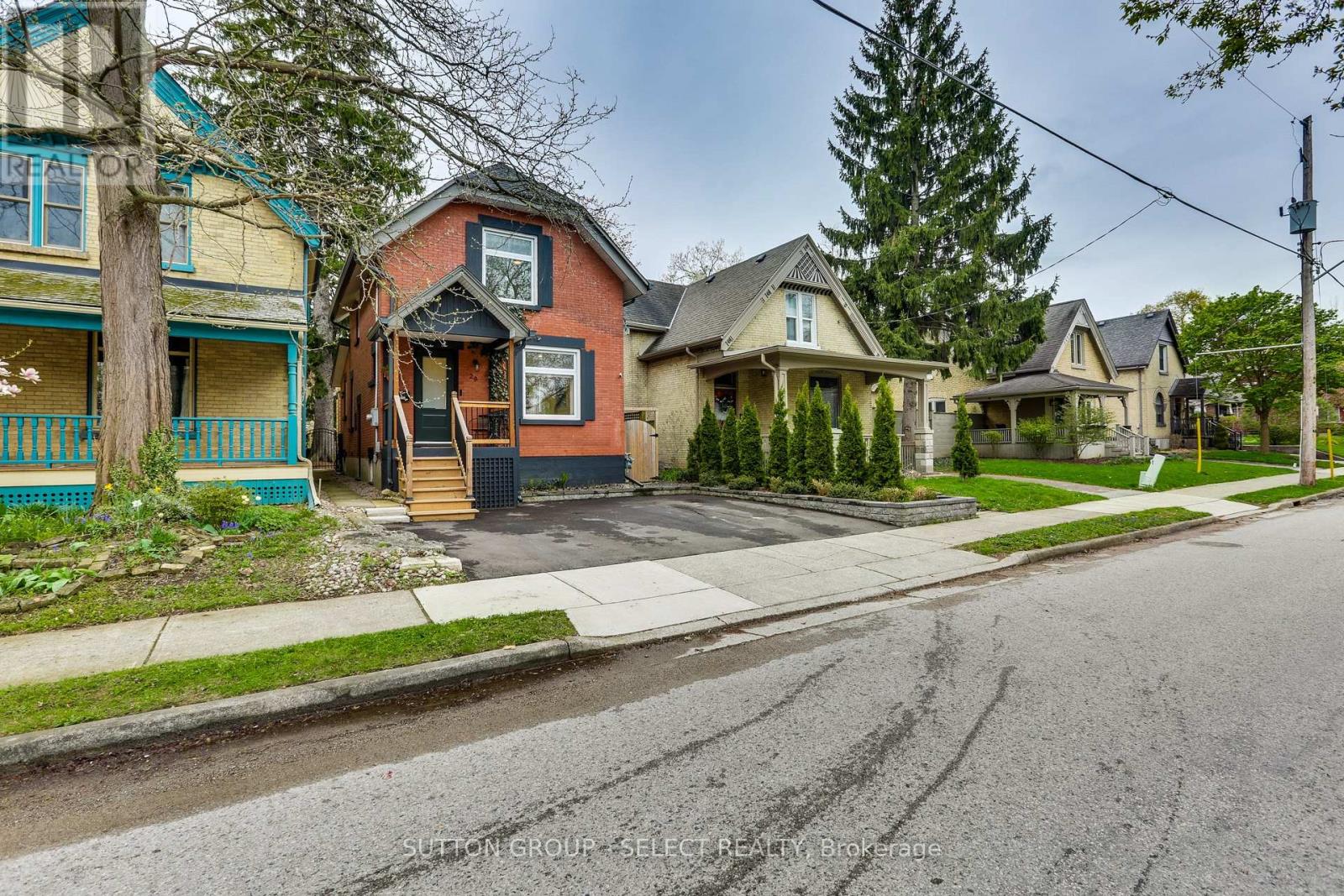 29 The Ridgeway, London South, Ontario  N6C 1A2 - Photo 2 - X13078404