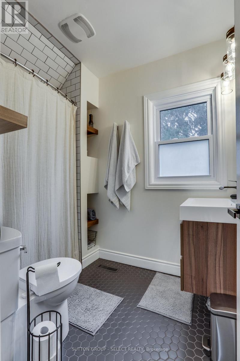 29 The Ridgeway, London South, Ontario  N6C 1A2 - Photo 23 - X13078404