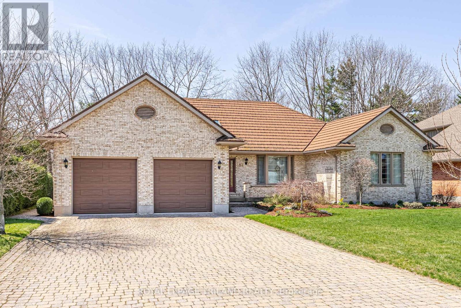154 Parkview Drive, Thames Centre, Ontario  N0L 1G2 - Photo 1 - X13078410