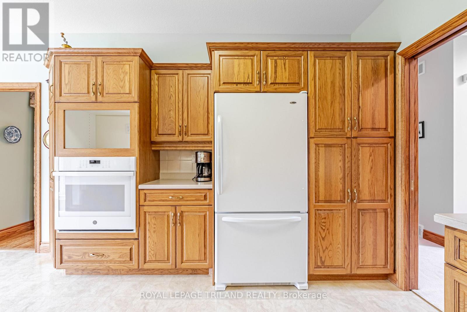 154 Parkview Drive, Thames Centre, Ontario  N0L 1G2 - Photo 15 - X13078410
