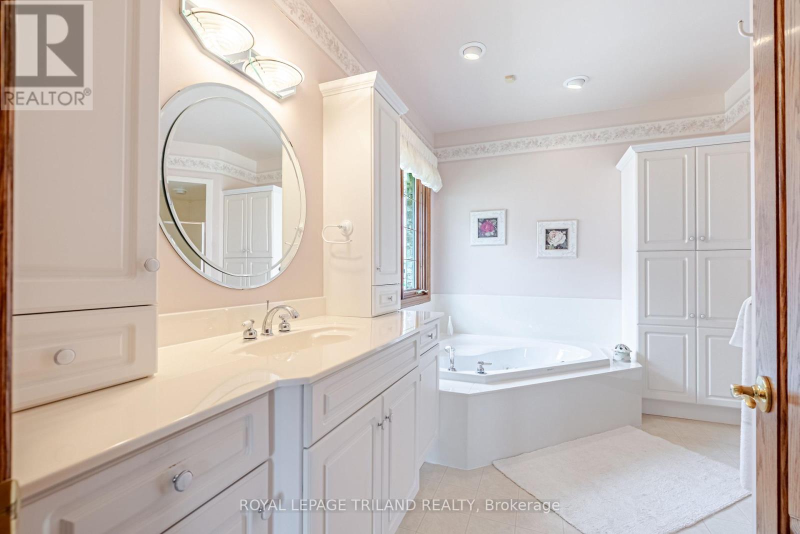 154 Parkview Drive, Thames Centre, Ontario  N0L 1G2 - Photo 24 - X13078410