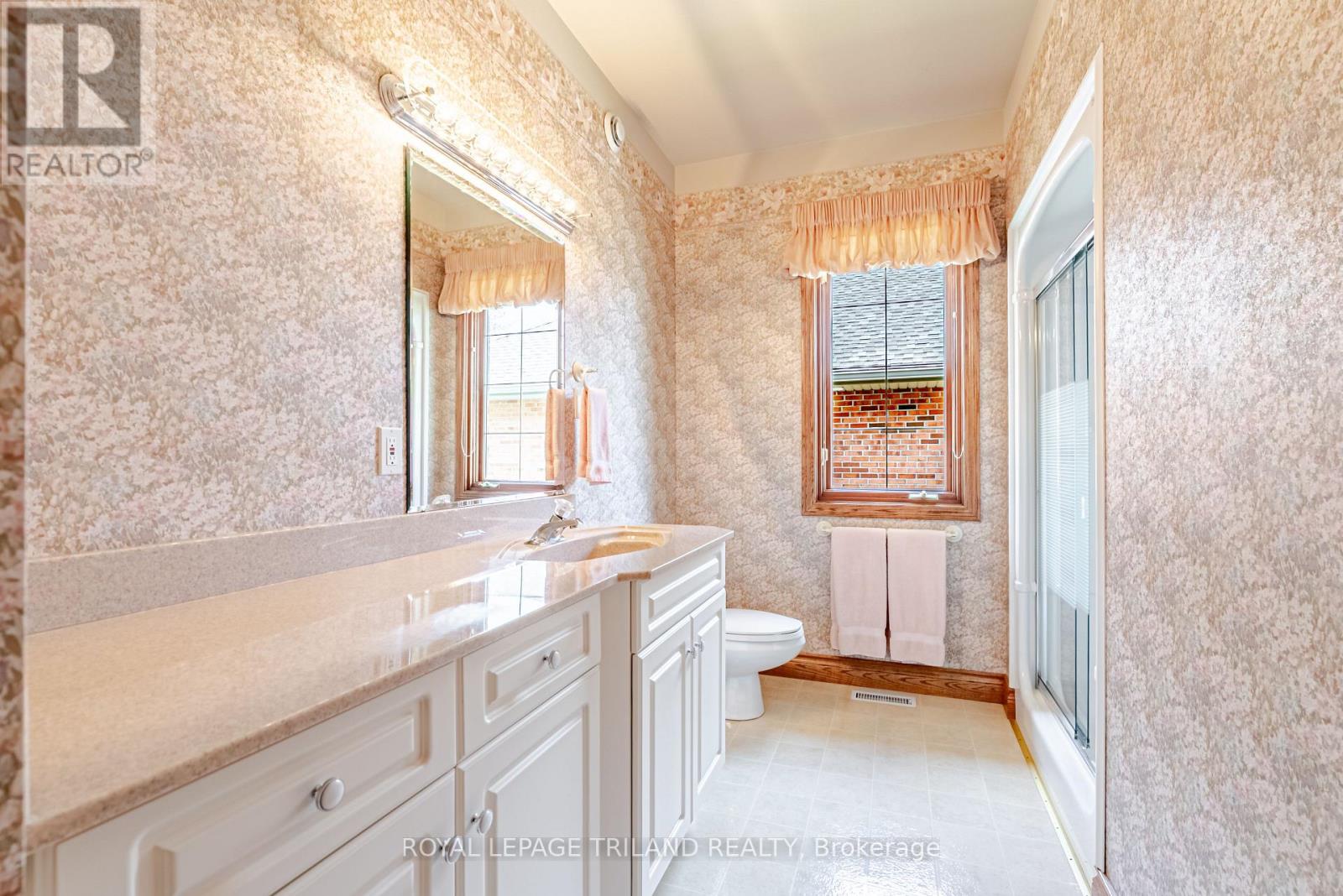 154 Parkview Drive, Thames Centre, Ontario  N0L 1G2 - Photo 26 - X13078410