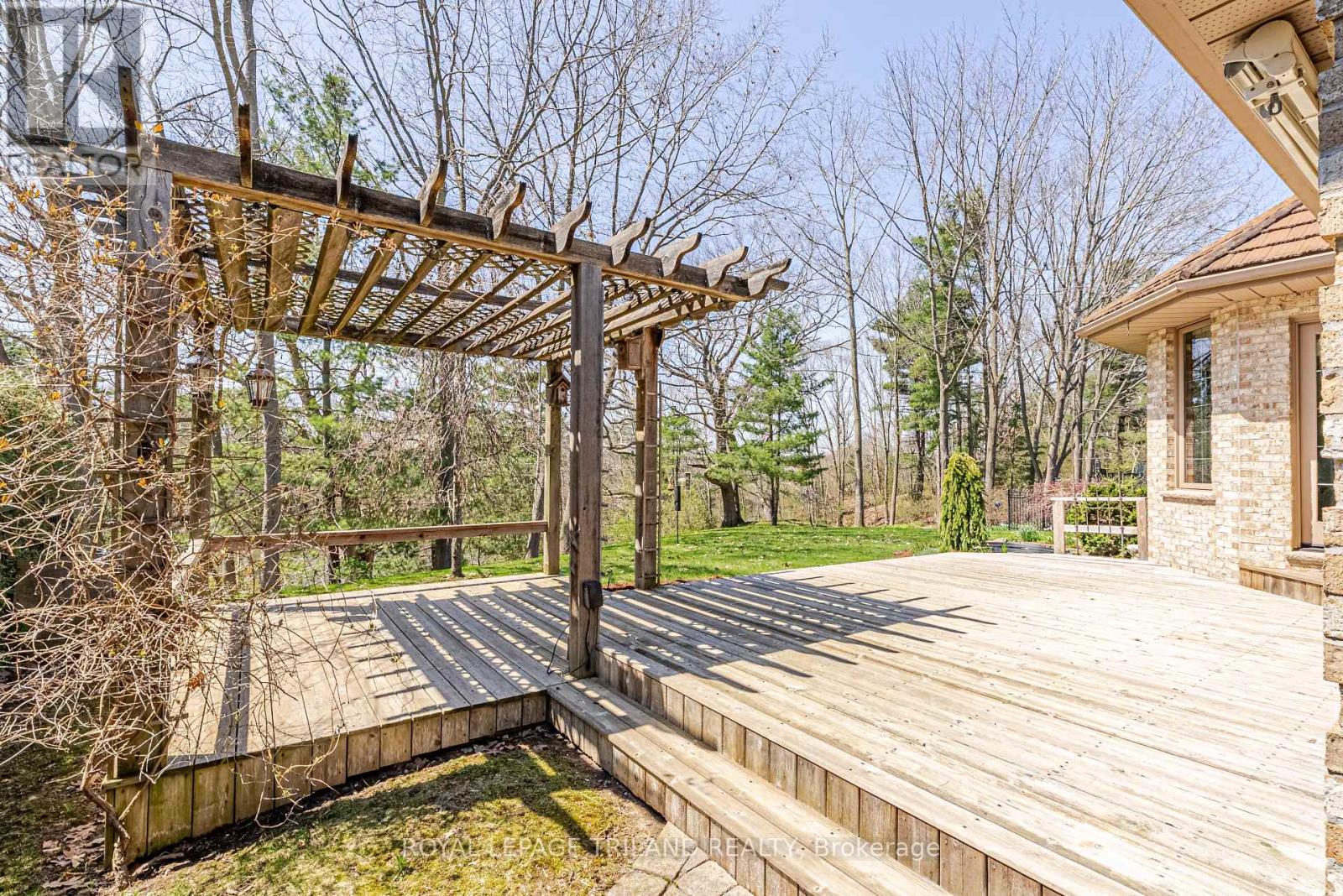 154 Parkview Drive, Thames Centre, Ontario  N0L 1G2 - Photo 36 - X13078410