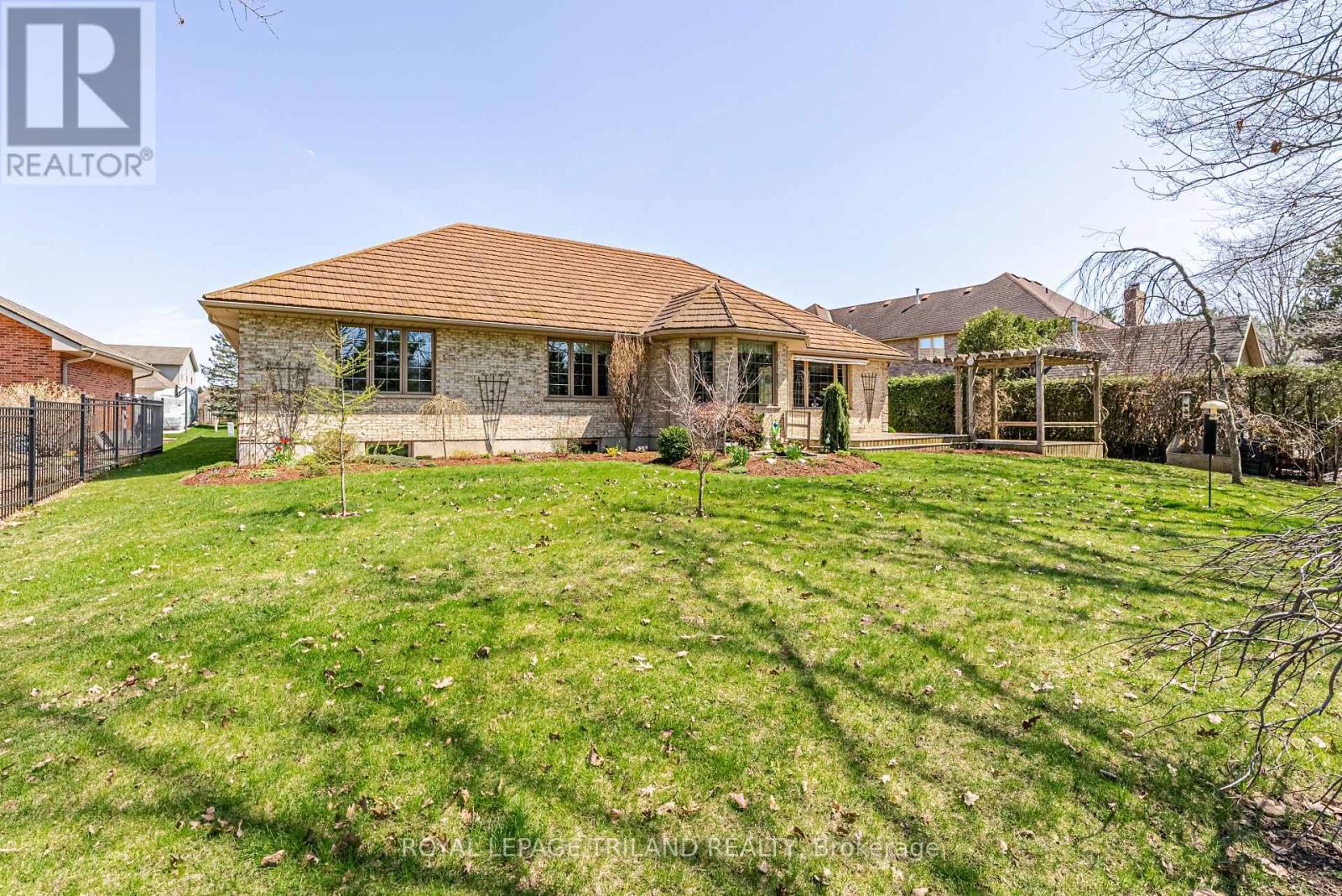 154 Parkview Drive, Thames Centre, Ontario  N0L 1G2 - Photo 39 - X13078410