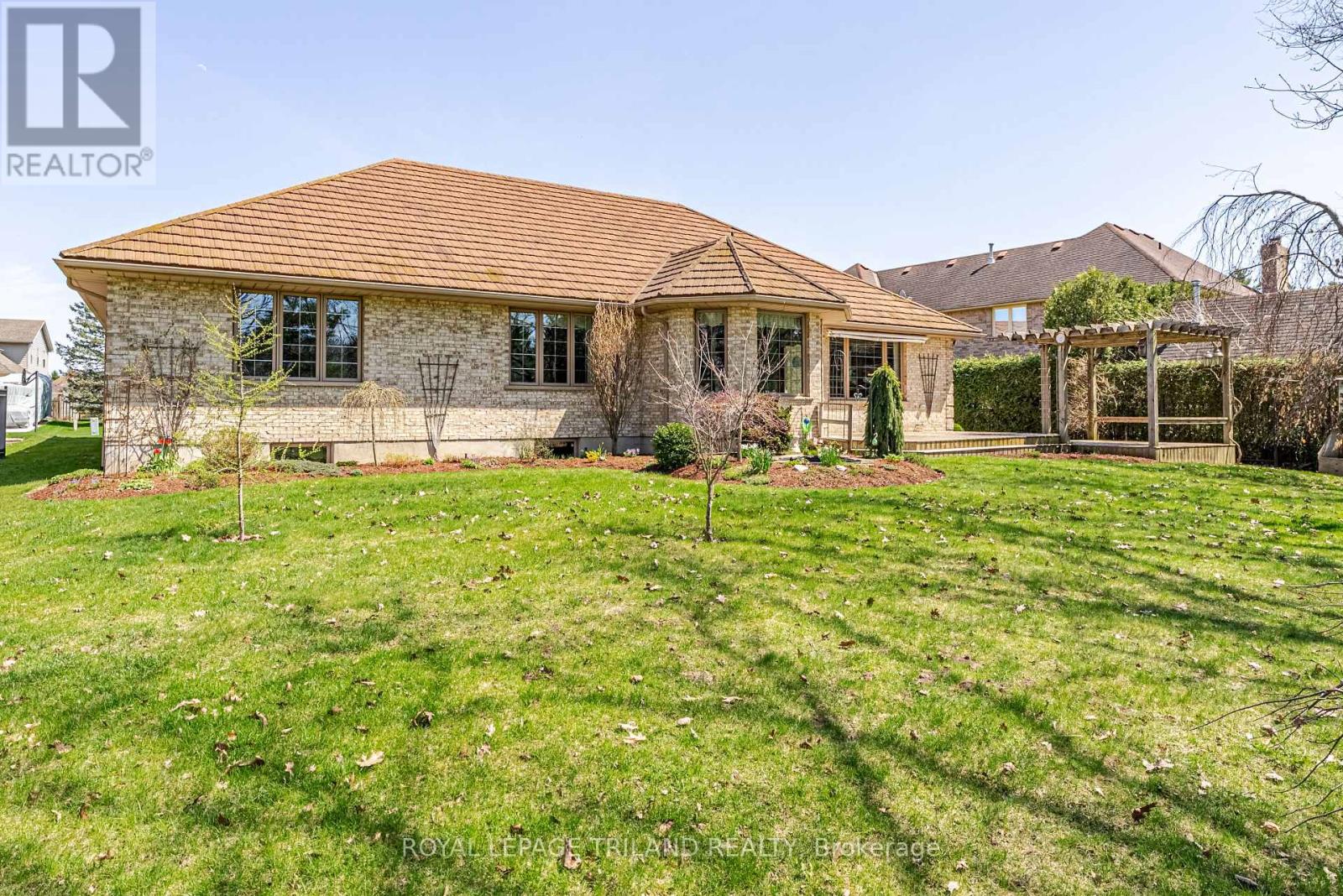 154 Parkview Drive, Thames Centre, Ontario  N0L 1G2 - Photo 40 - X13078410