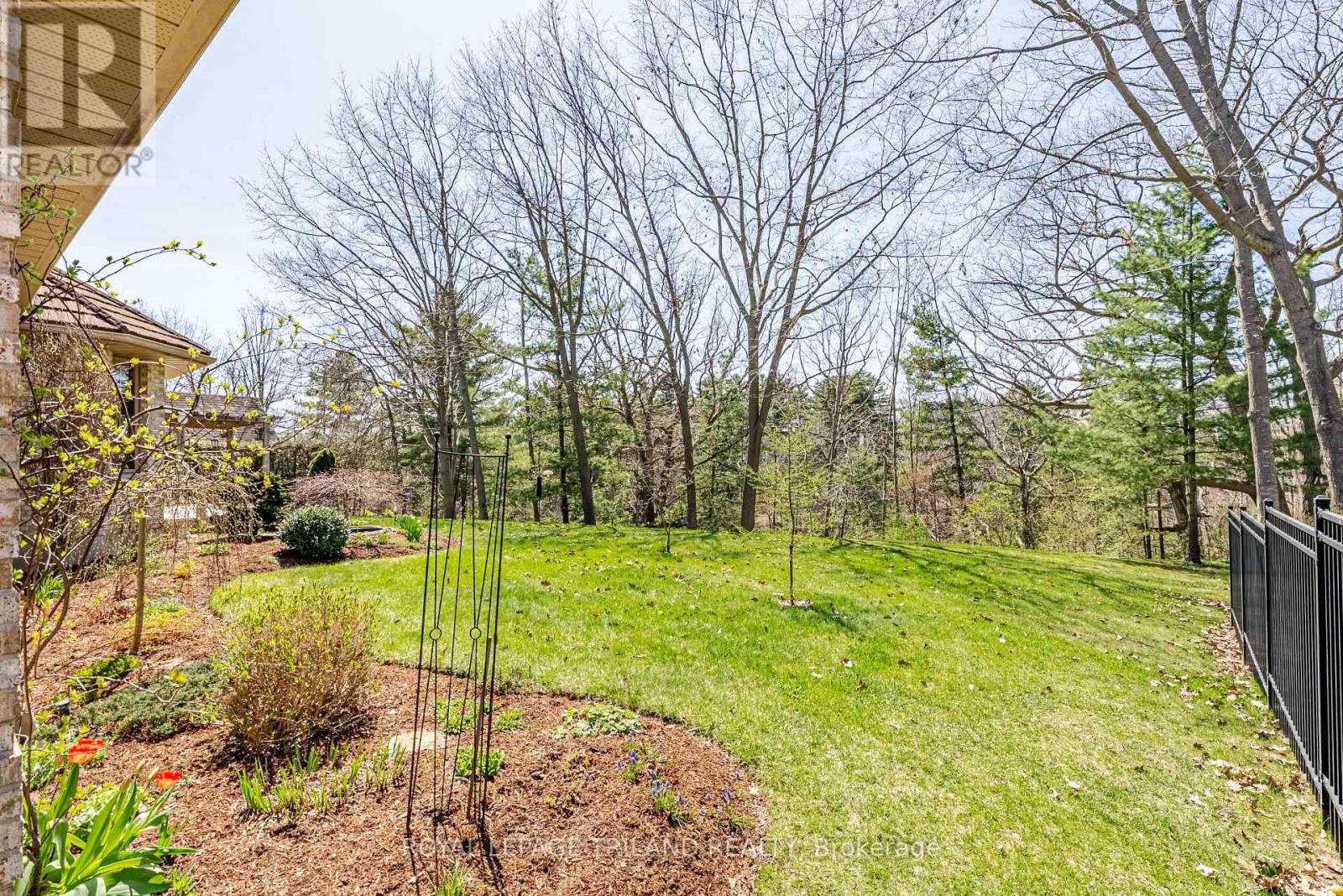 154 Parkview Drive, Thames Centre, Ontario  N0L 1G2 - Photo 41 - X13078410