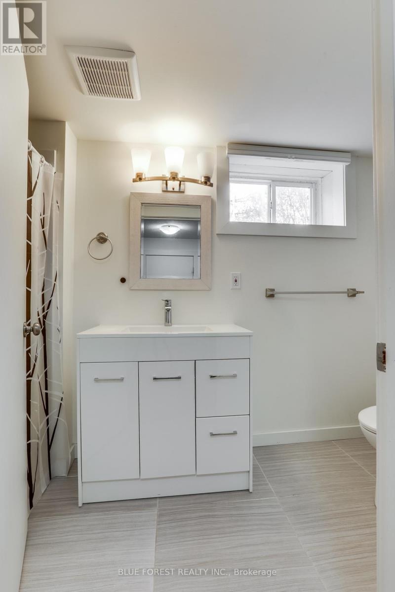 42 Regency Road, London North, Ontario  N6H 4A8 - Photo 28 - X13078482