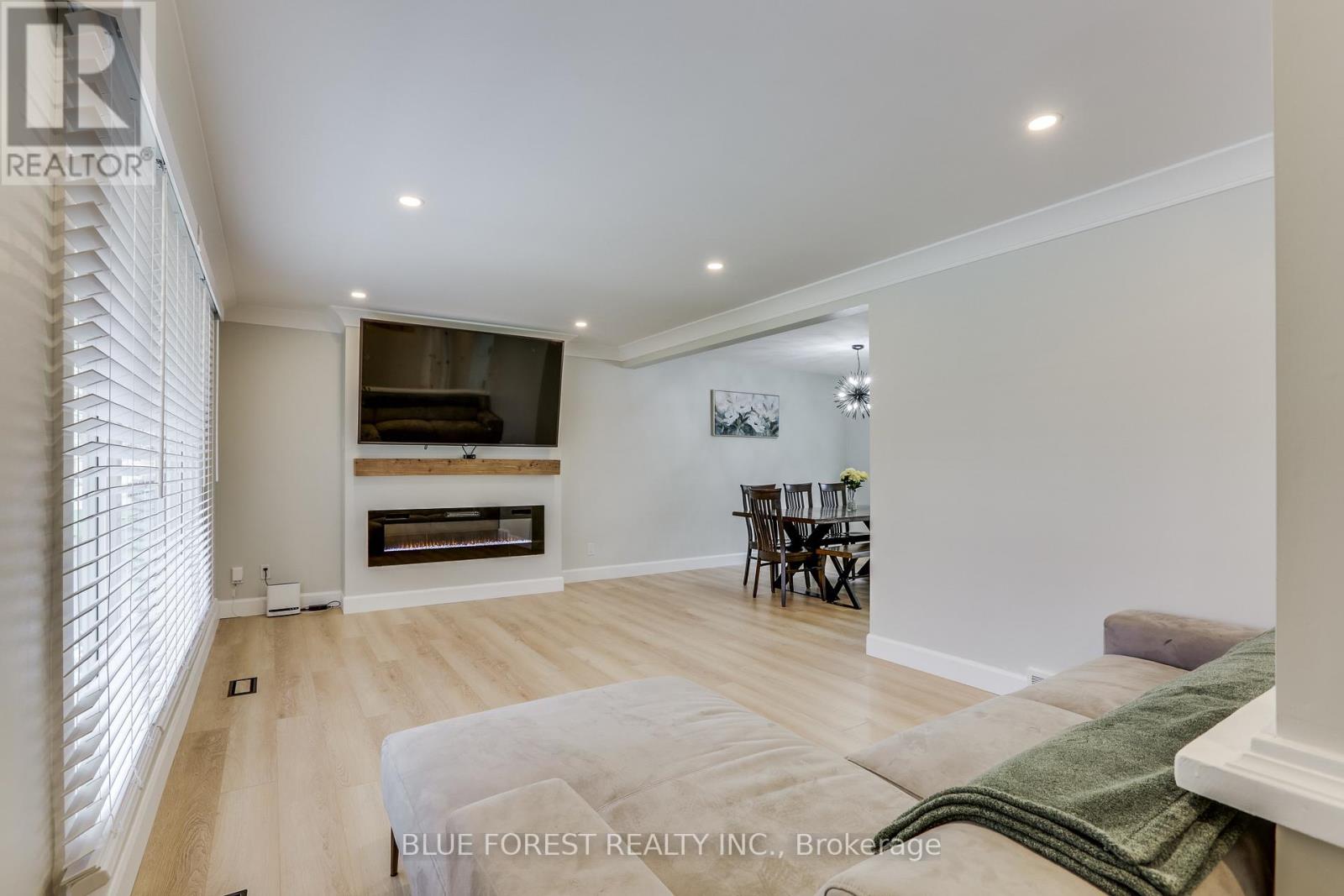 42 Regency Road, London North, Ontario  N6H 4A8 - Photo 3 - X13078482
