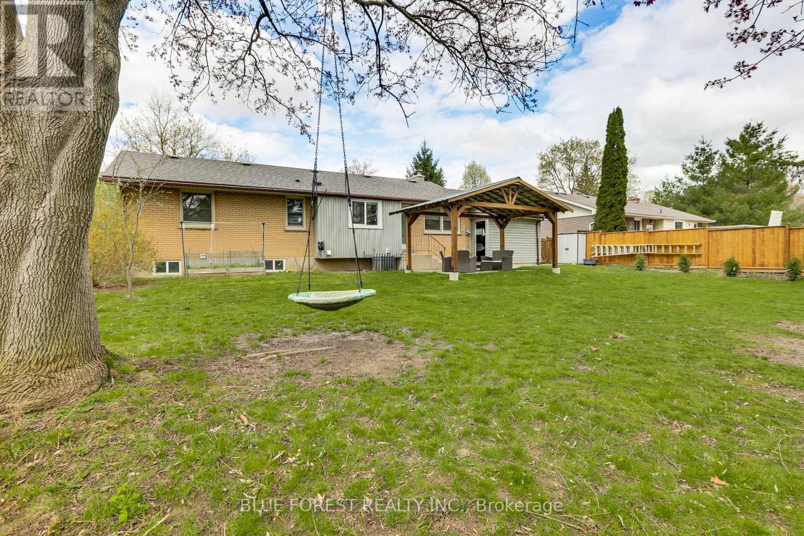 42 Regency Road, London North, Ontario  N6H 4A8 - Photo 33 - X13078482