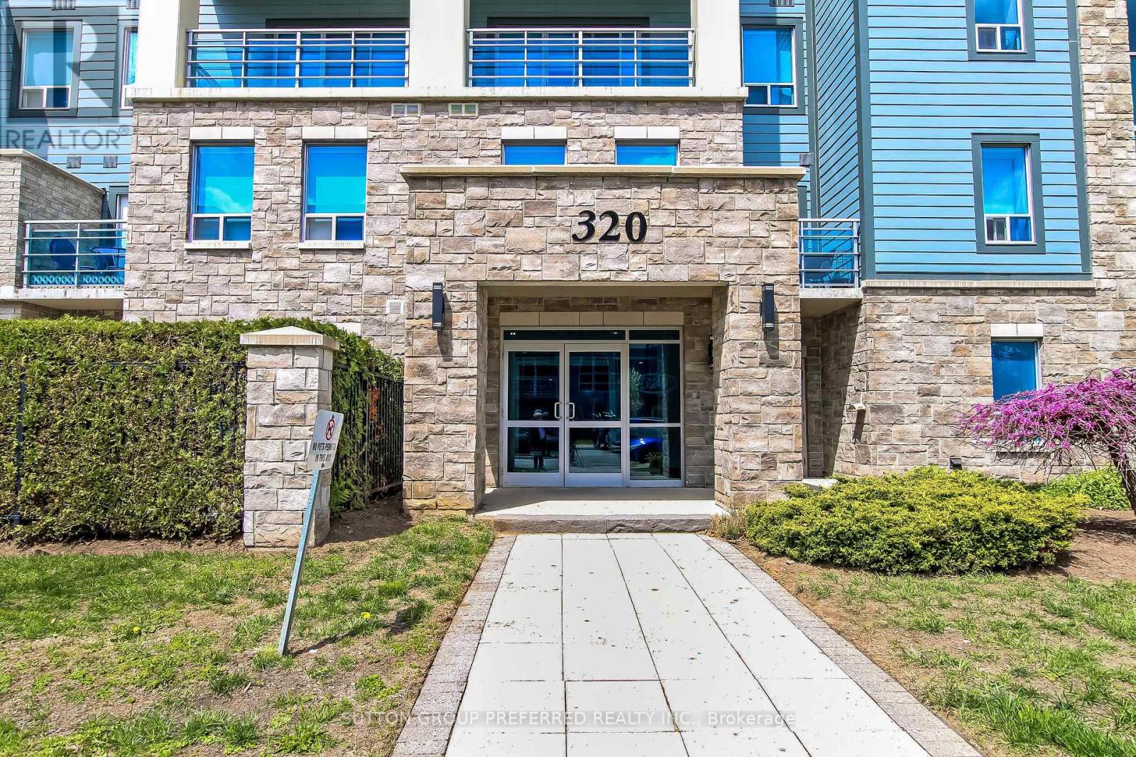211 - 320 Sugarcreek Trail, London North, Ontario  N6H 2M6 - Photo 1 - X13078512