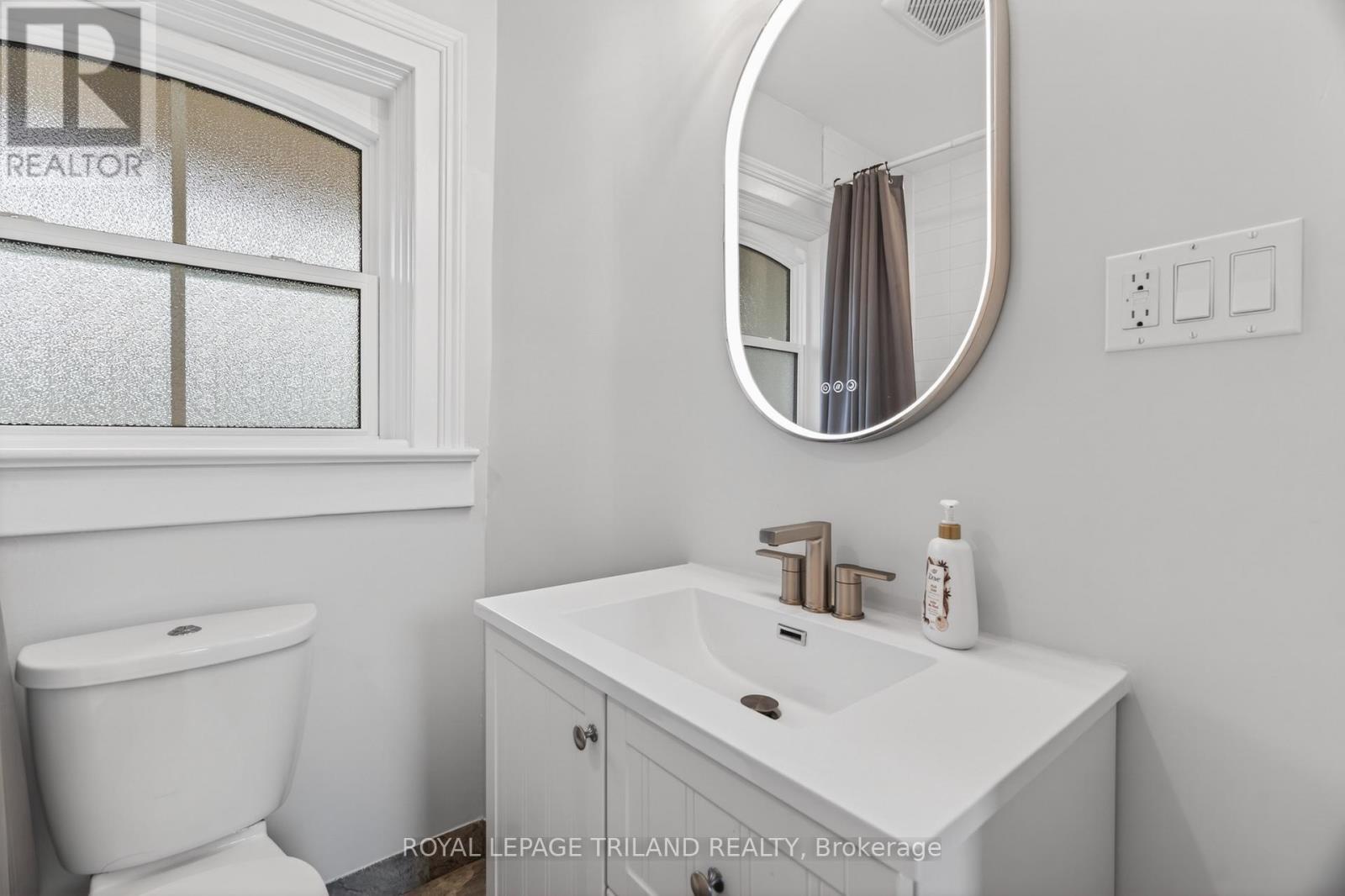 492 Victoria Street, Warwick, Ontario  N0M 2S0 - Photo 10 - X13078536
