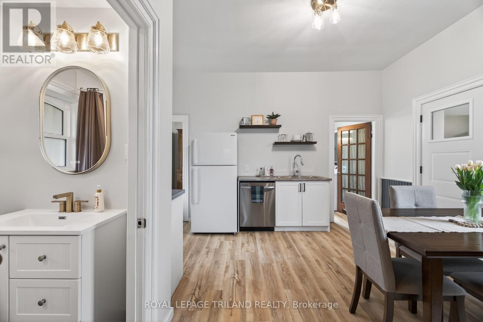 492 Victoria Street, Warwick, Ontario  N0M 2S0 - Photo 8 - X13078536