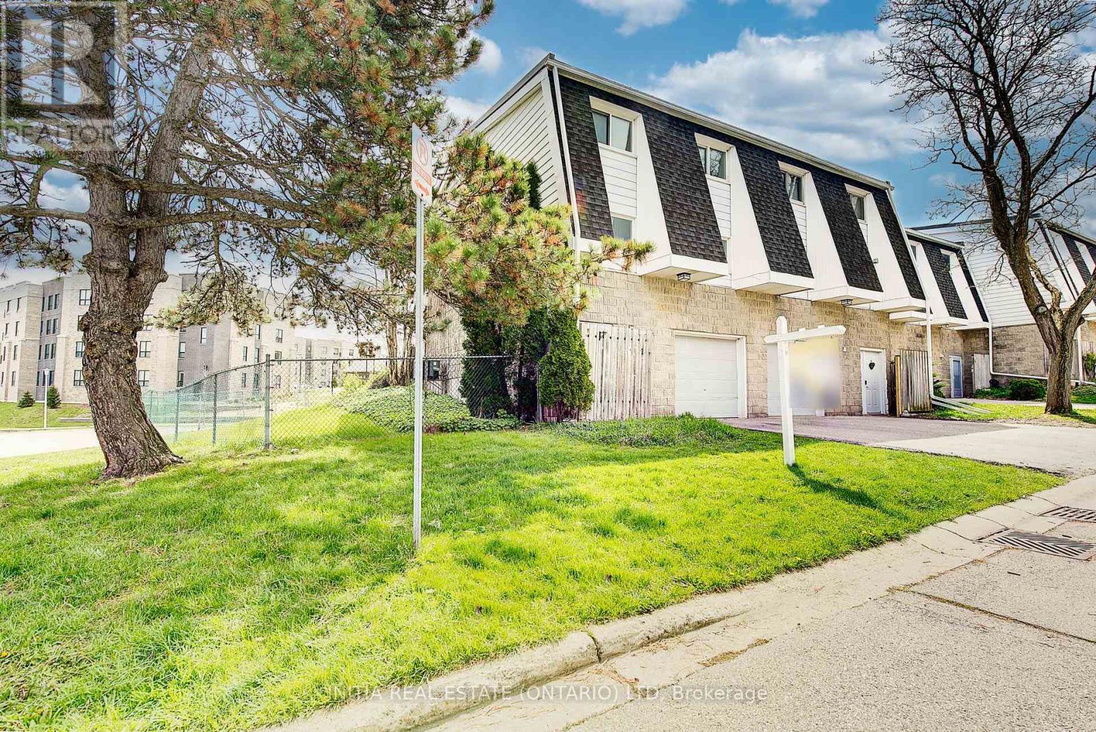 1 - 40 Fairfax Court, London North, Ontario  N6G 3Y3 - Photo 2 - X13078560