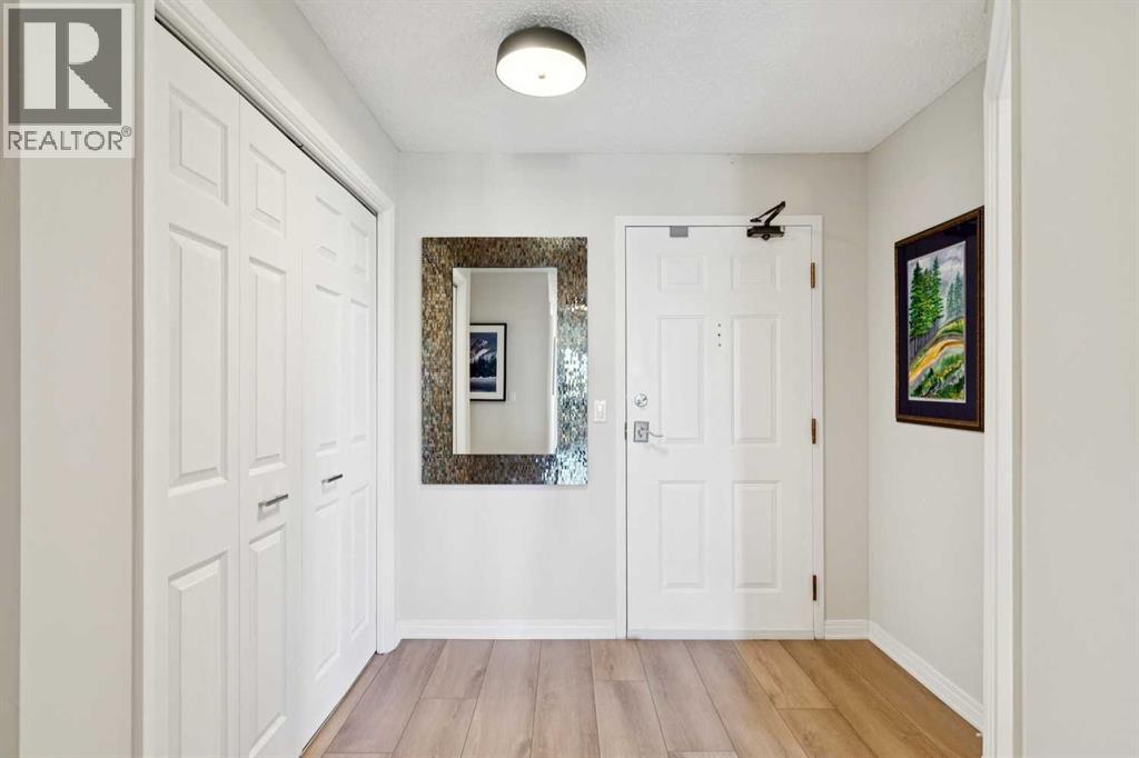 144, 10 Coachway Road Sw, Calgary, Alberta  T3H 1E5 - Photo 2 - A2305891
