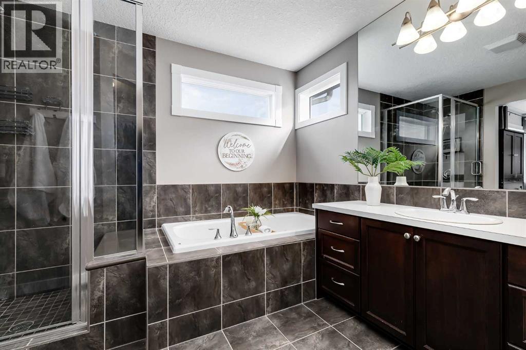 317 Panora Way Nw, Calgary, Alberta  T3K 0V1 - Photo 27 - A2306131