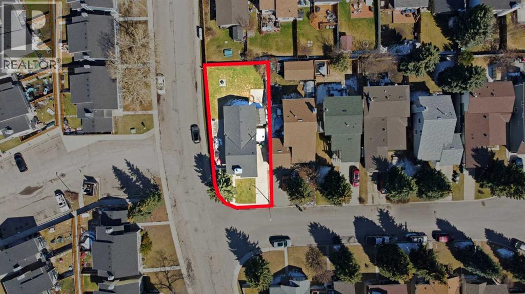72 Woodview Court Sw, Calgary, Alberta  T2W 4X4 - Photo 26 - A2306271