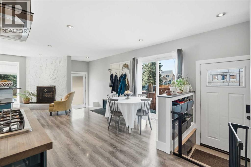 72 Woodview Court Sw, Calgary, Alberta  T2W 4X4 - Photo 8 - A2306271